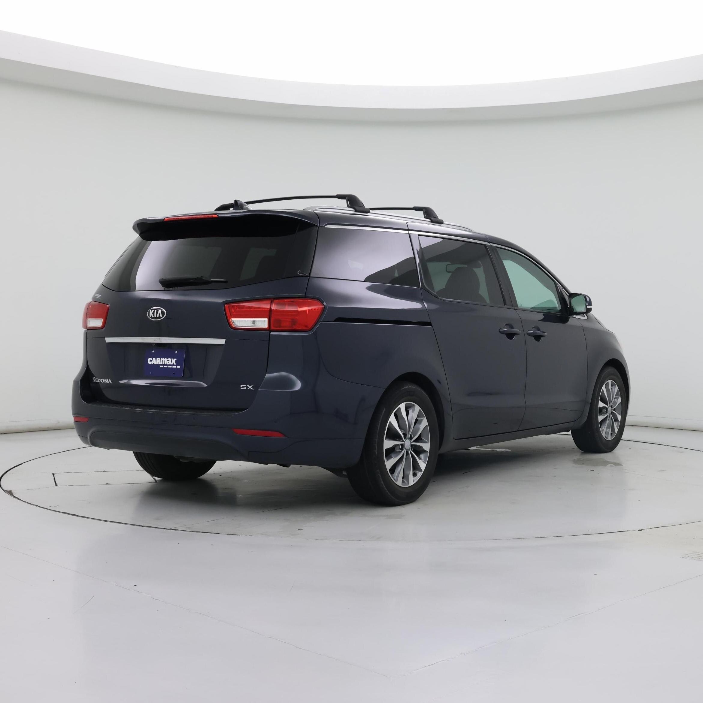 Thumbnail: 2016 Kia Sedona - 8