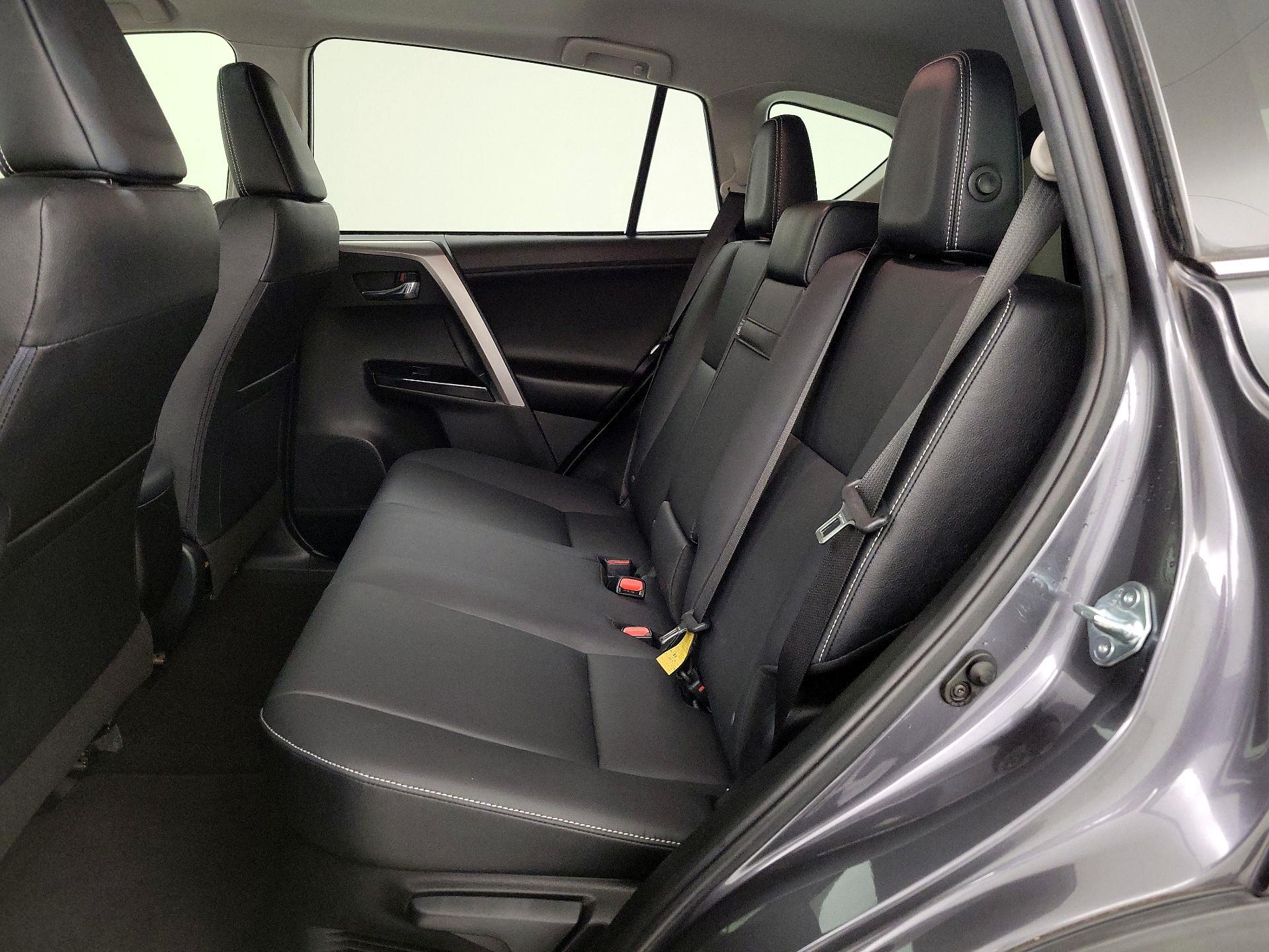 Thumbnail: 2017 Toyota RAV4 - 19