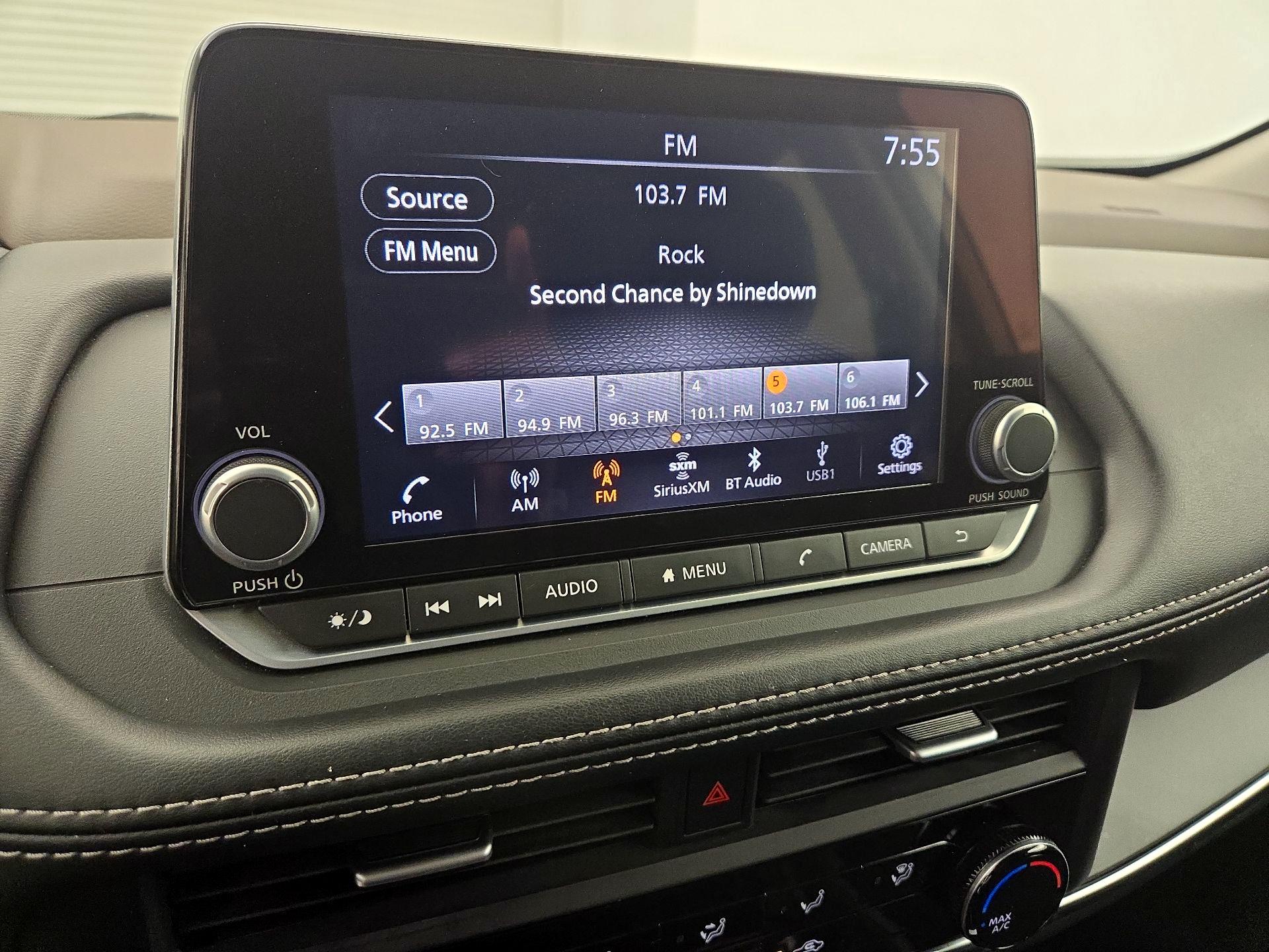 Thumbnail: 2023 Nissan Rogue - 15