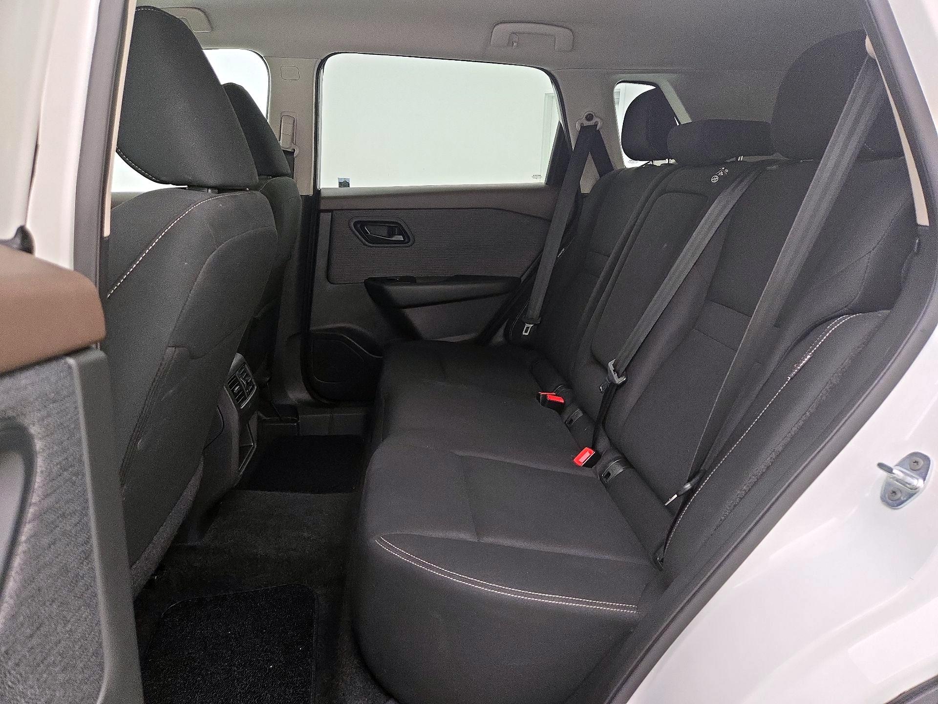 Thumbnail: 2023 Nissan Rogue - 19