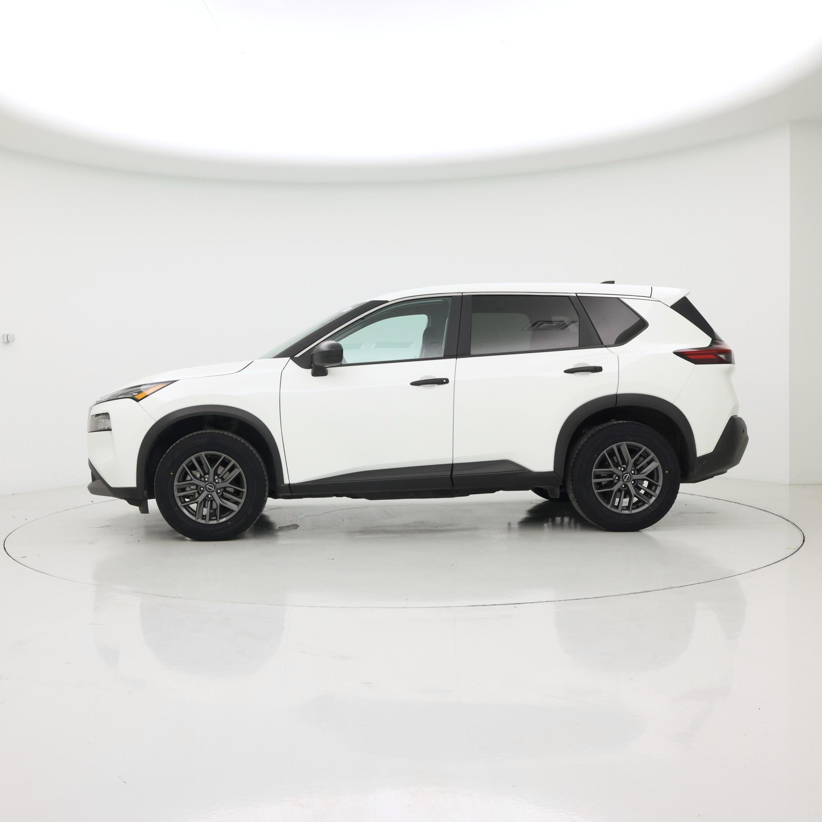 Thumbnail: 2023 Nissan Rogue - 3