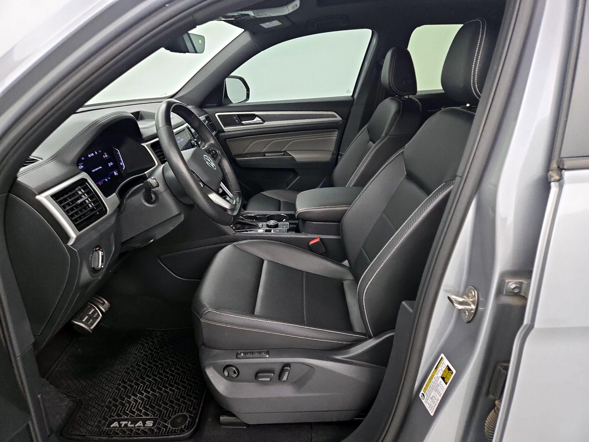 Thumbnail: 2023 Volkswagen Atlas - 11