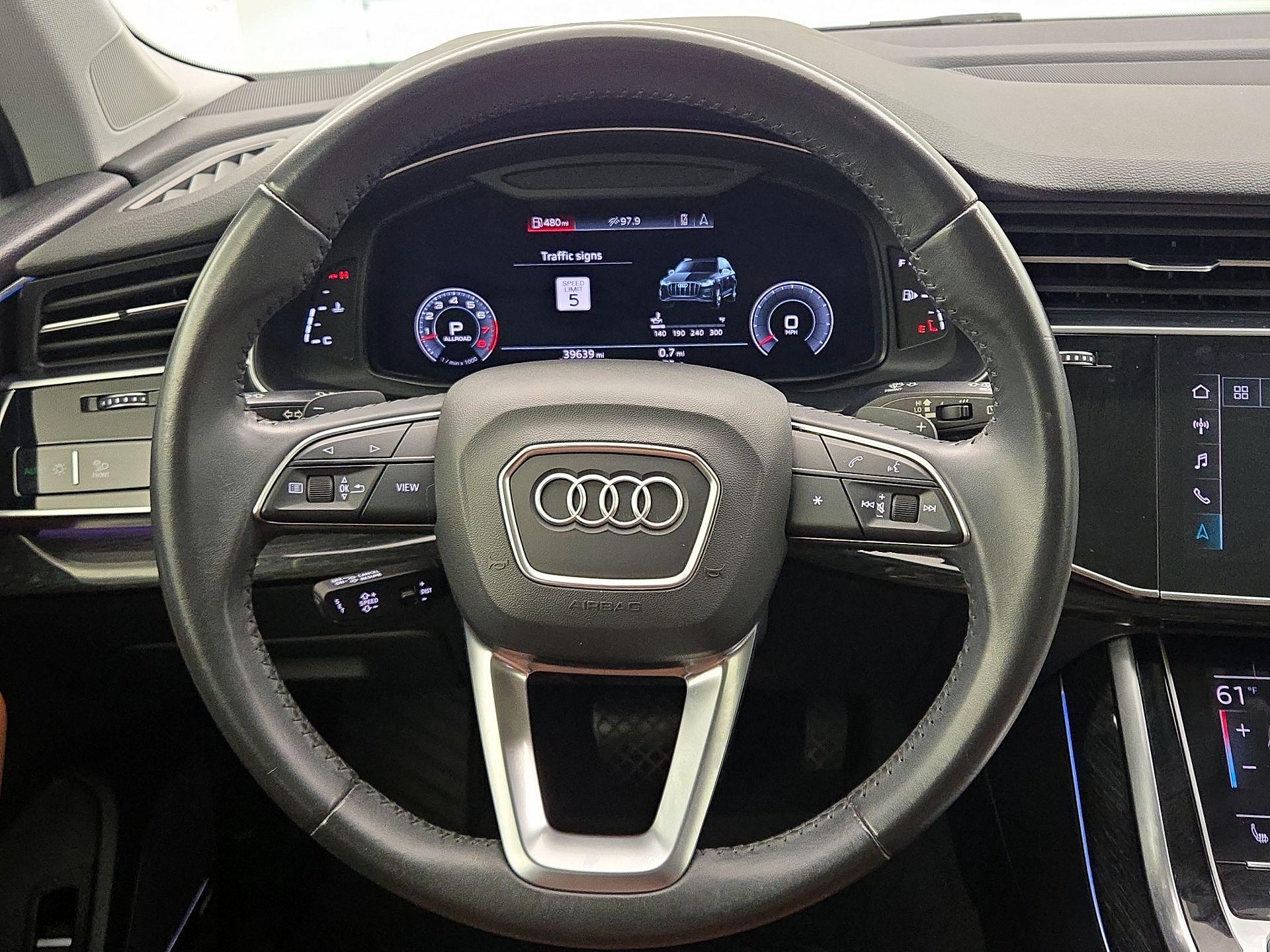 Thumbnail: 2020 Audi Q7 - 10