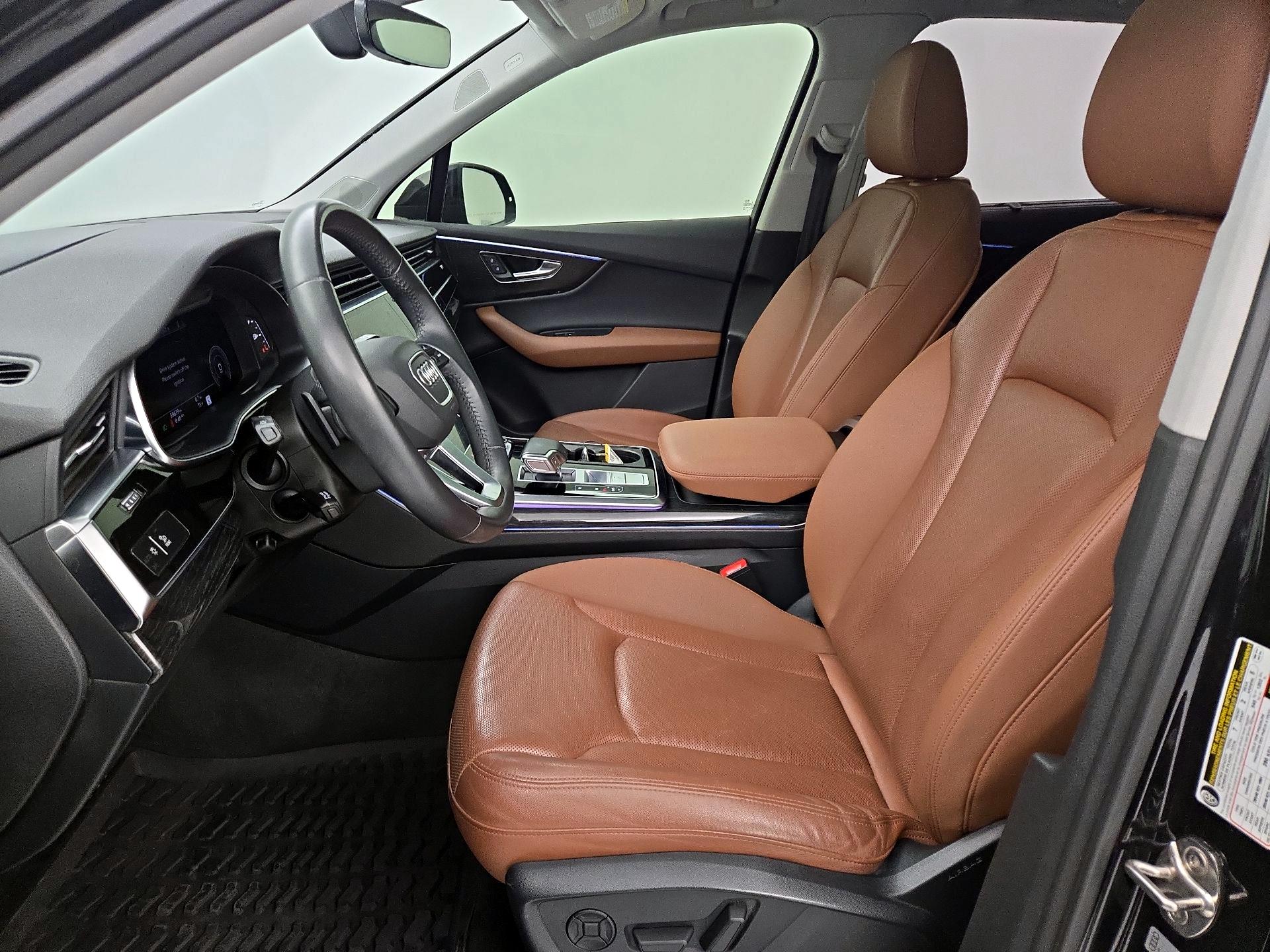Thumbnail: 2020 Audi Q7 - 11