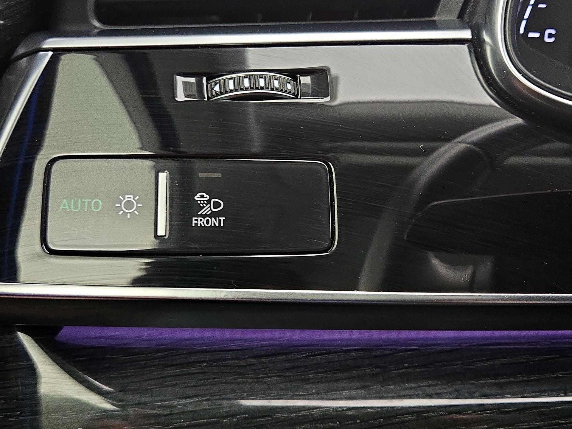 Thumbnail: 2020 Audi Q7 - 13