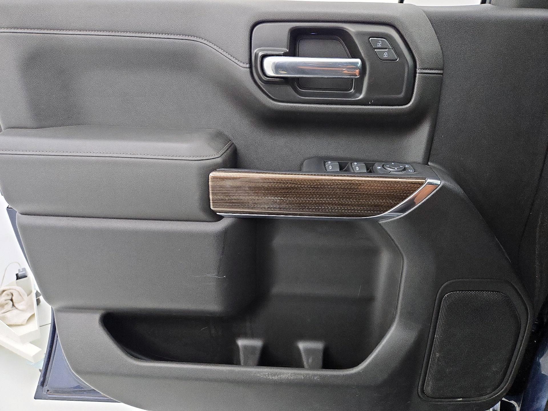 Thumbnail: 2021 Chevrolet Silverado 1500 - 12