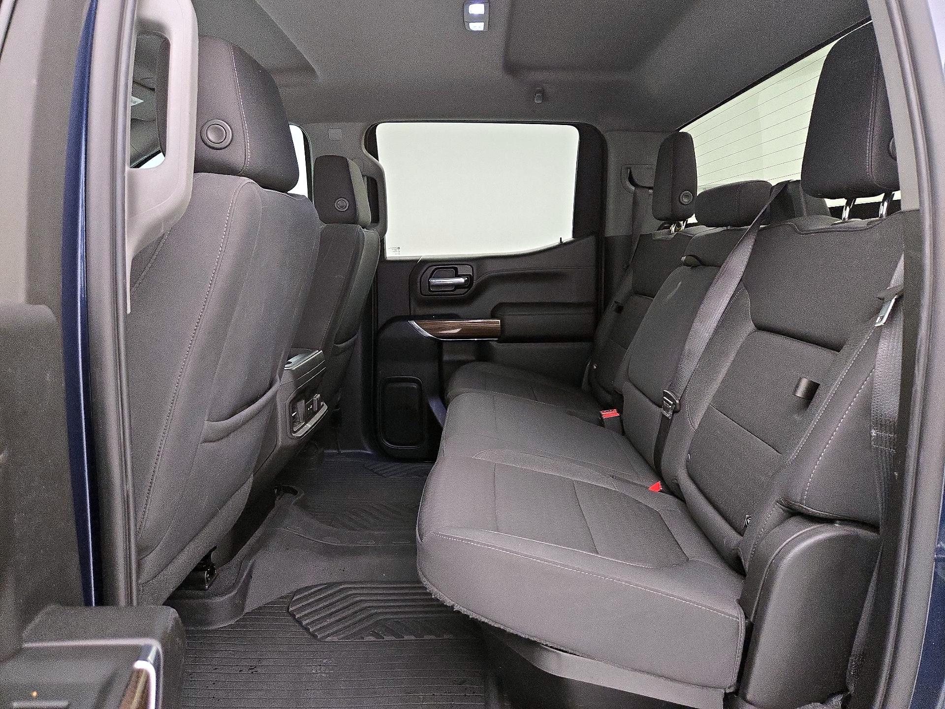 Thumbnail: 2021 Chevrolet Silverado 1500 - 19