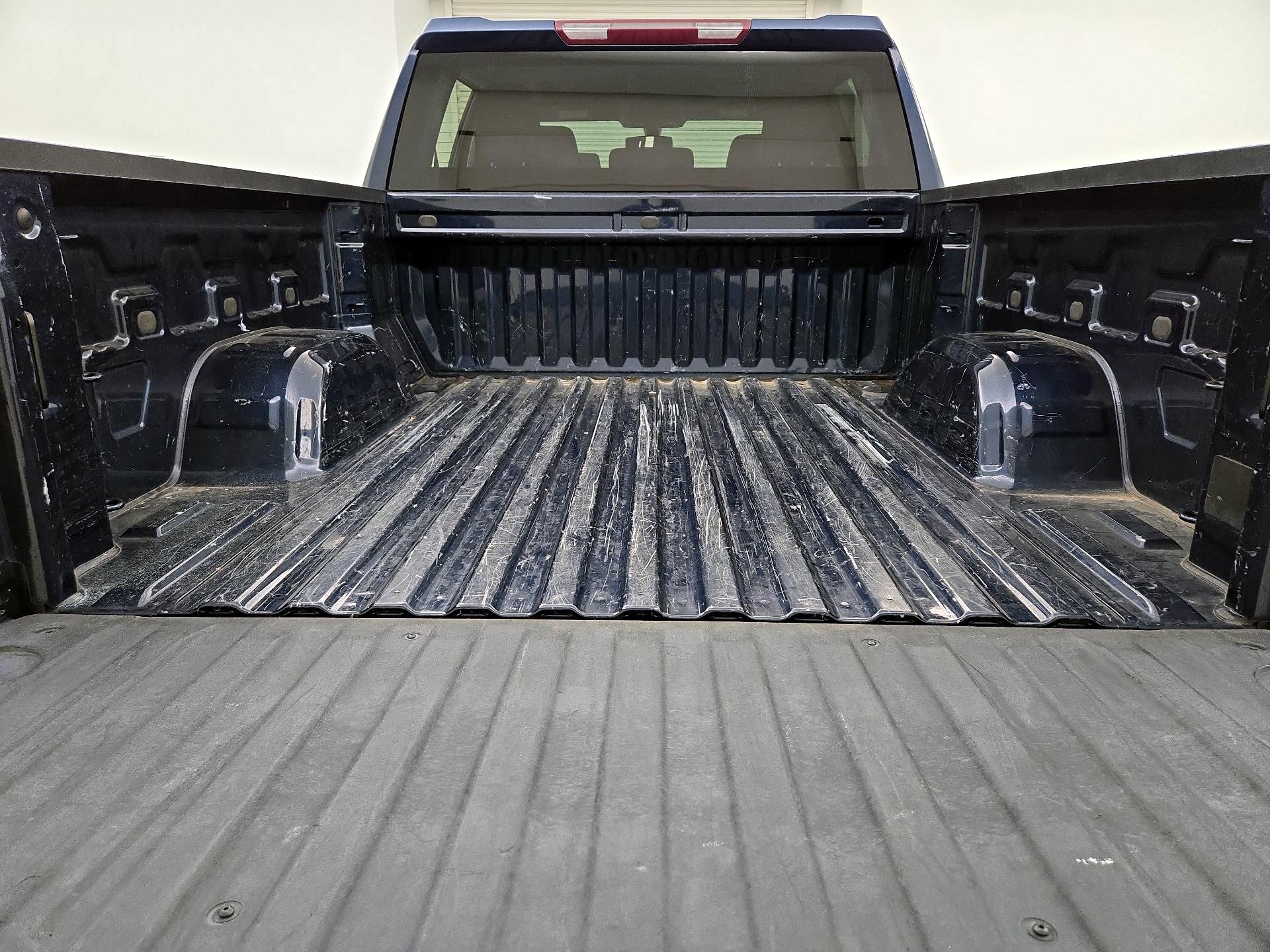 Thumbnail: 2021 Chevrolet Silverado 1500 - 20