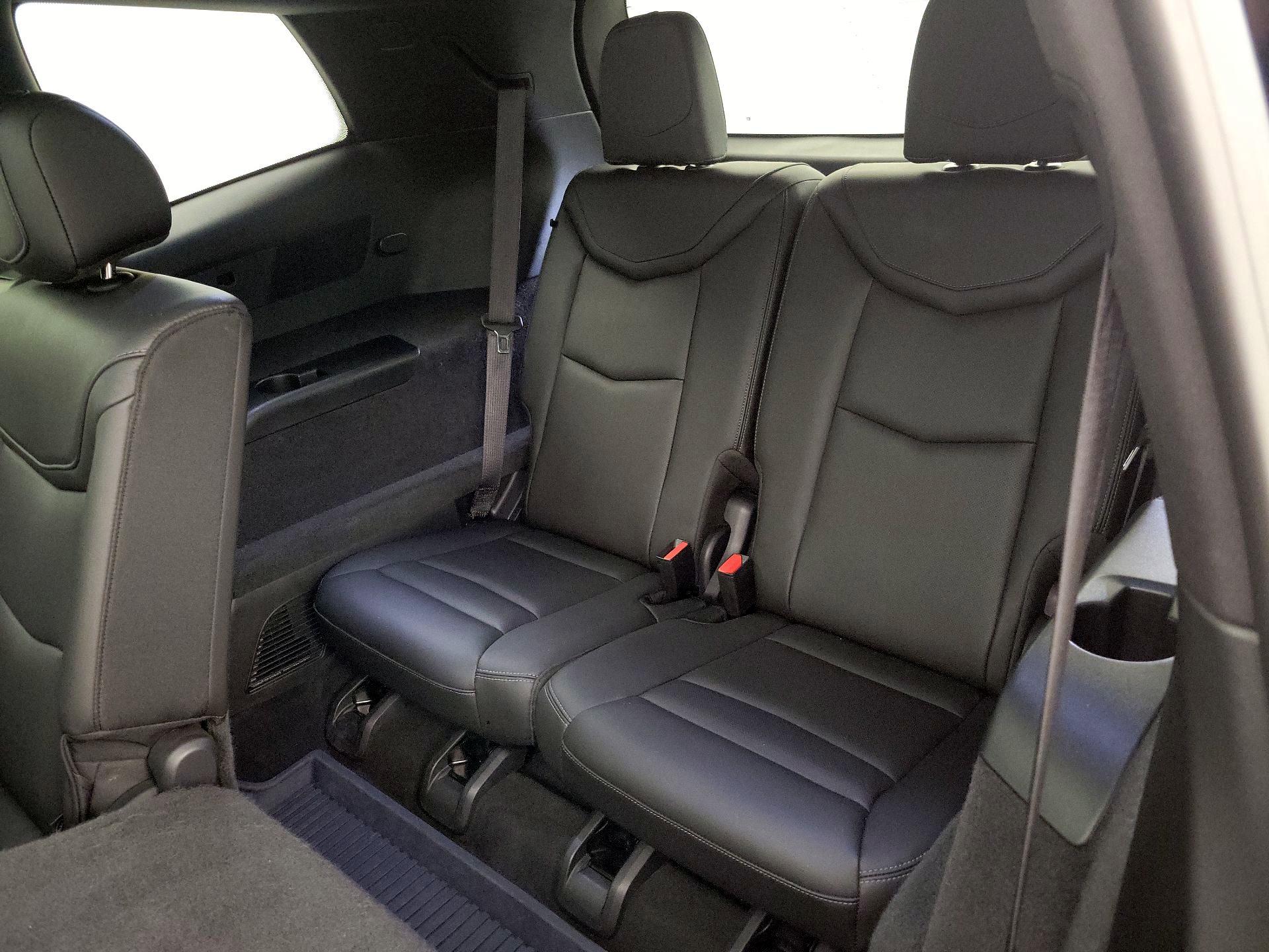 Thumbnail: 2020 Cadillac XT6 - 20
