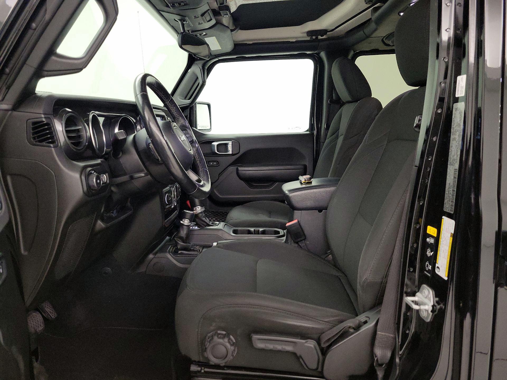 Thumbnail: 2022 Jeep Wrangler - 11