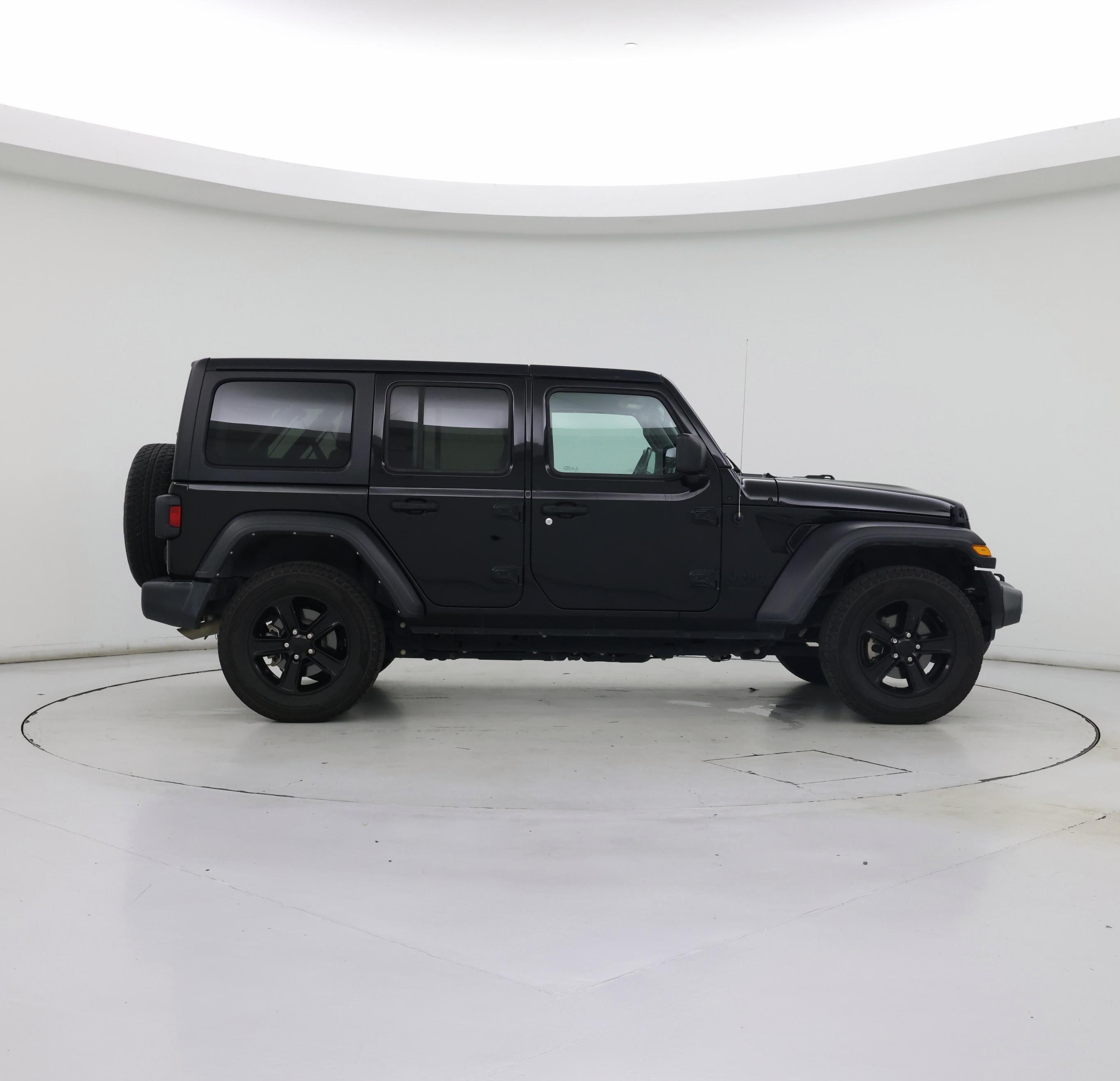 Thumbnail: 2022 Jeep Wrangler - 7