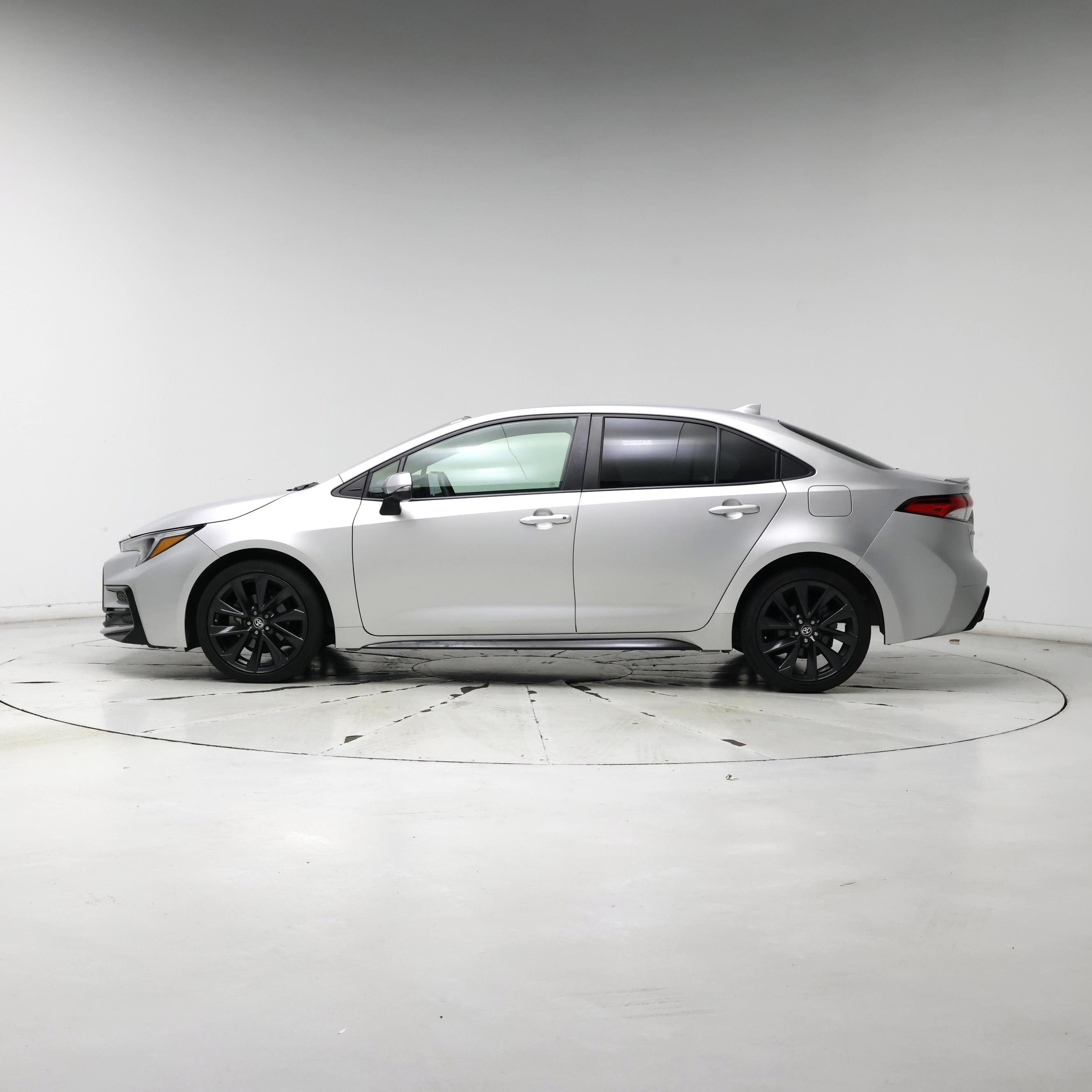 Thumbnail: 2023 Toyota Corolla - 3