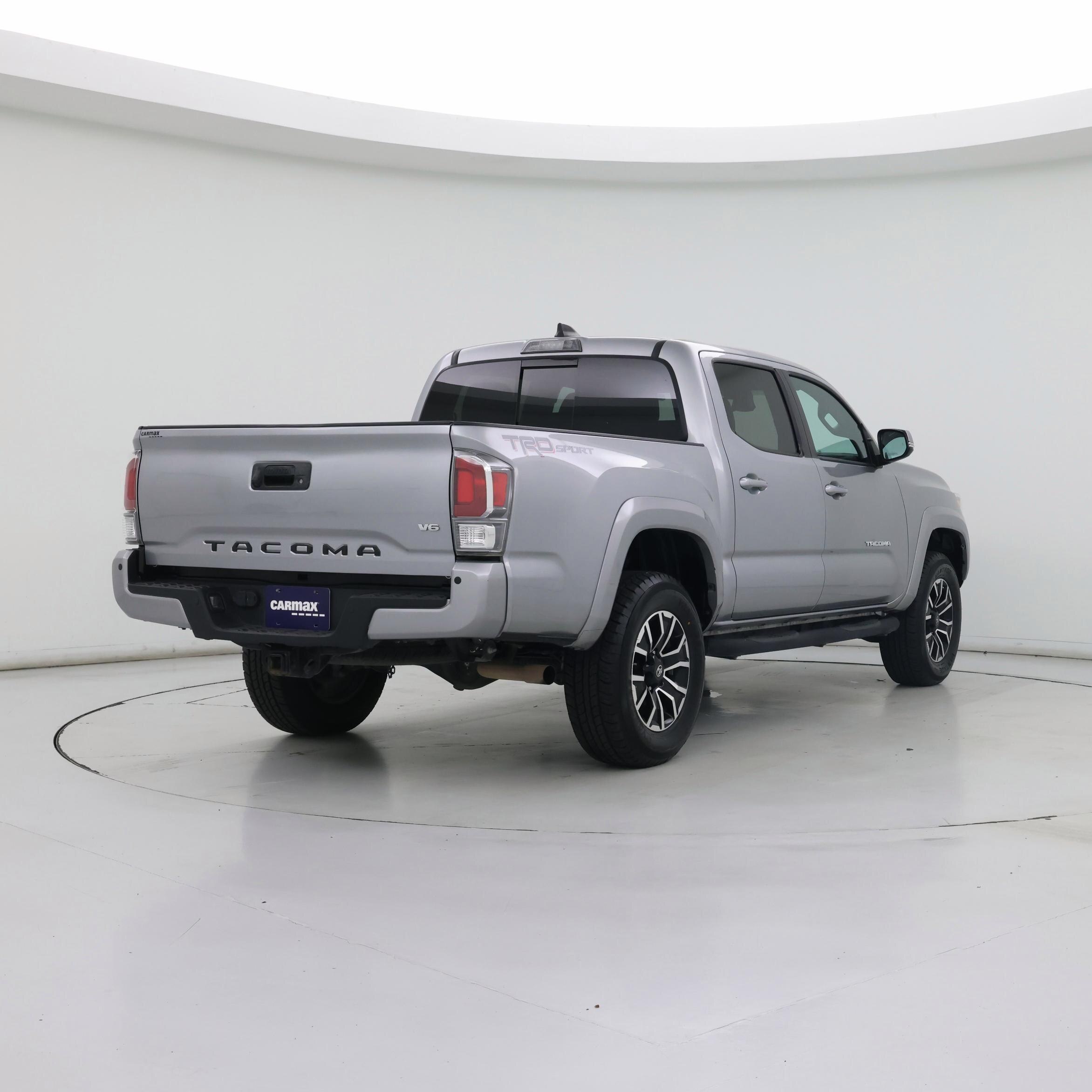 Thumbnail: 2020 Toyota Tacoma - 8