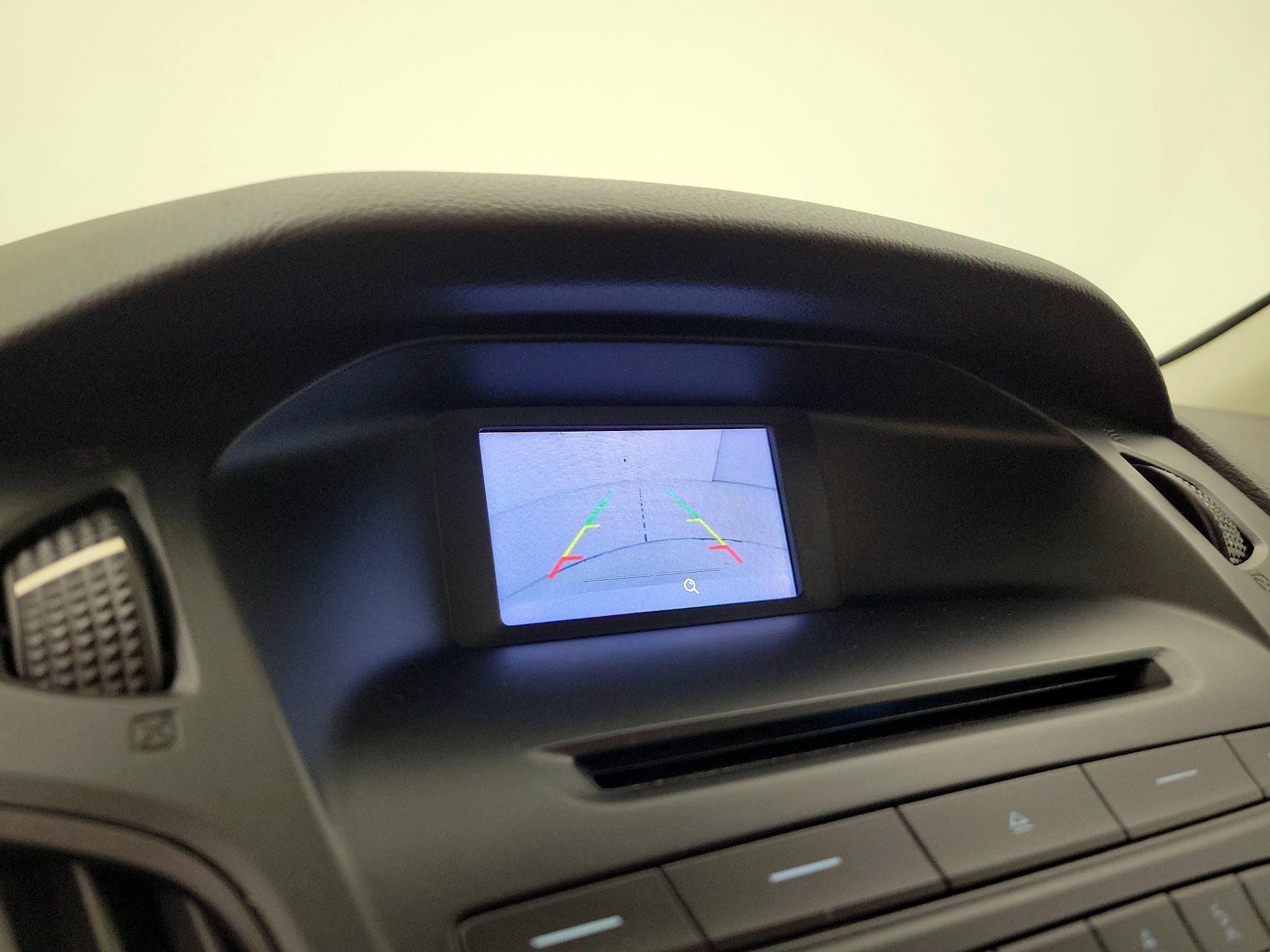 Thumbnail: 2016 Ford Focus - 14