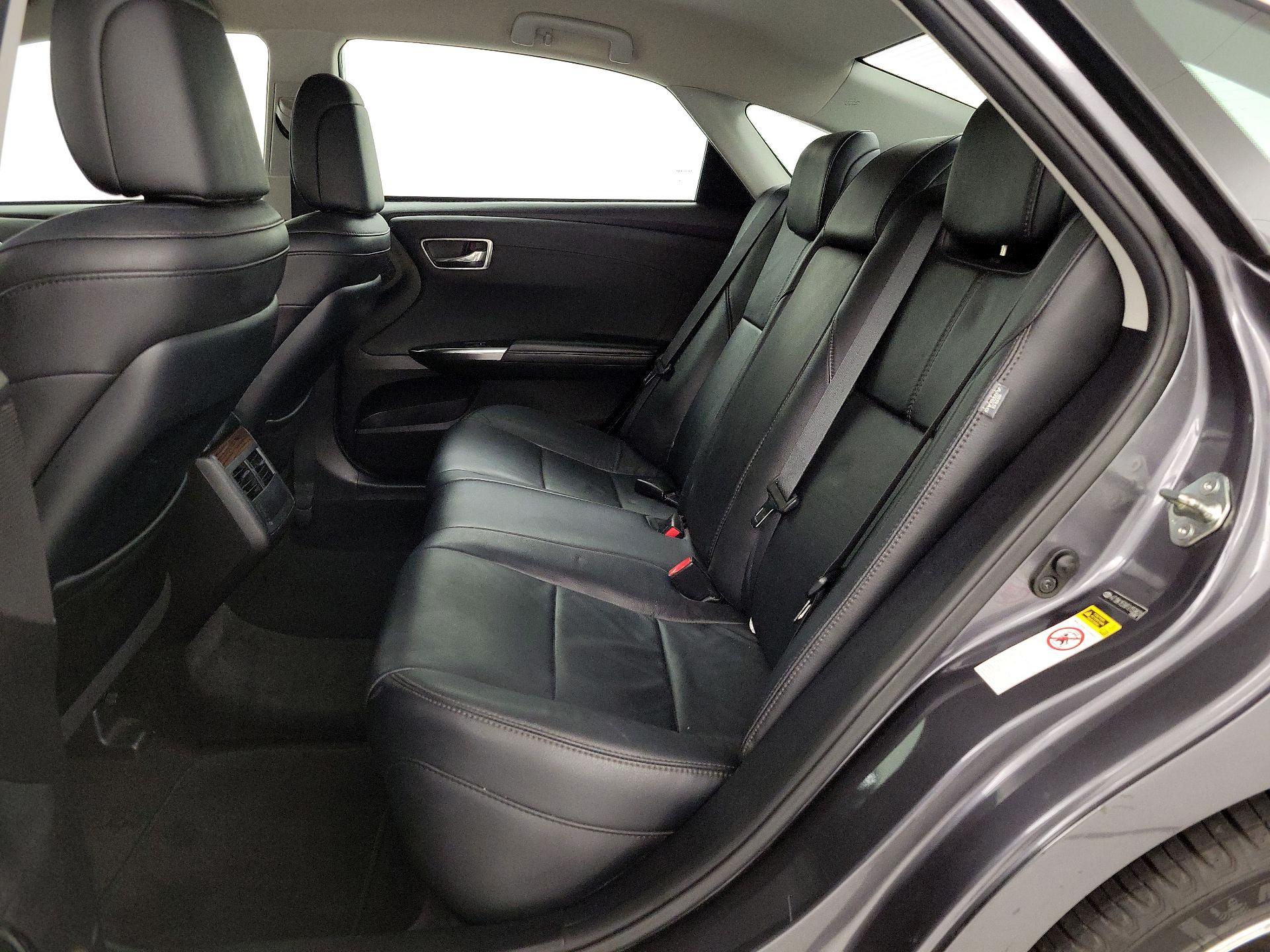Thumbnail: 2015 Toyota Avalon - 18