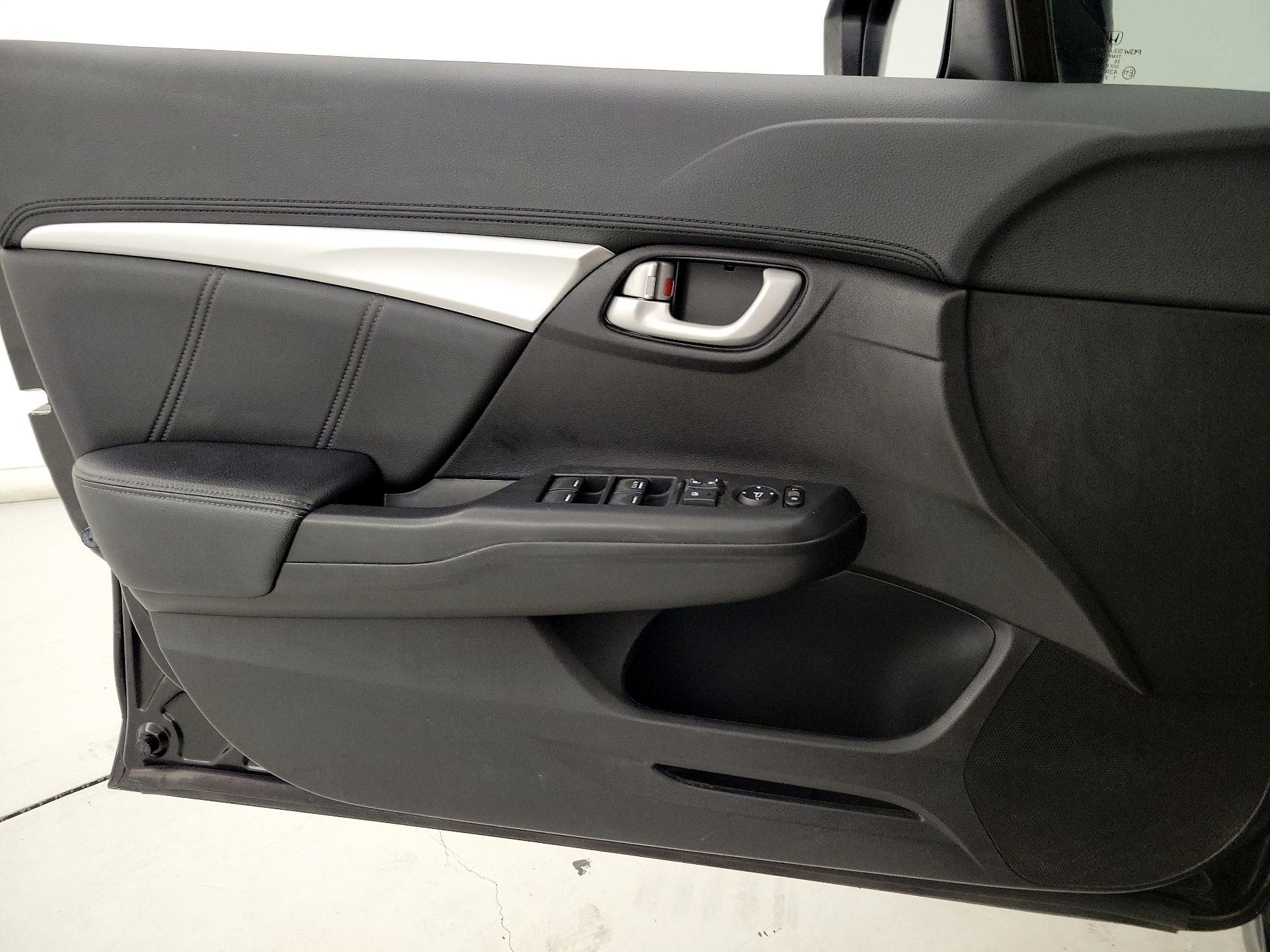 Thumbnail: 2015 Honda Civic - 12