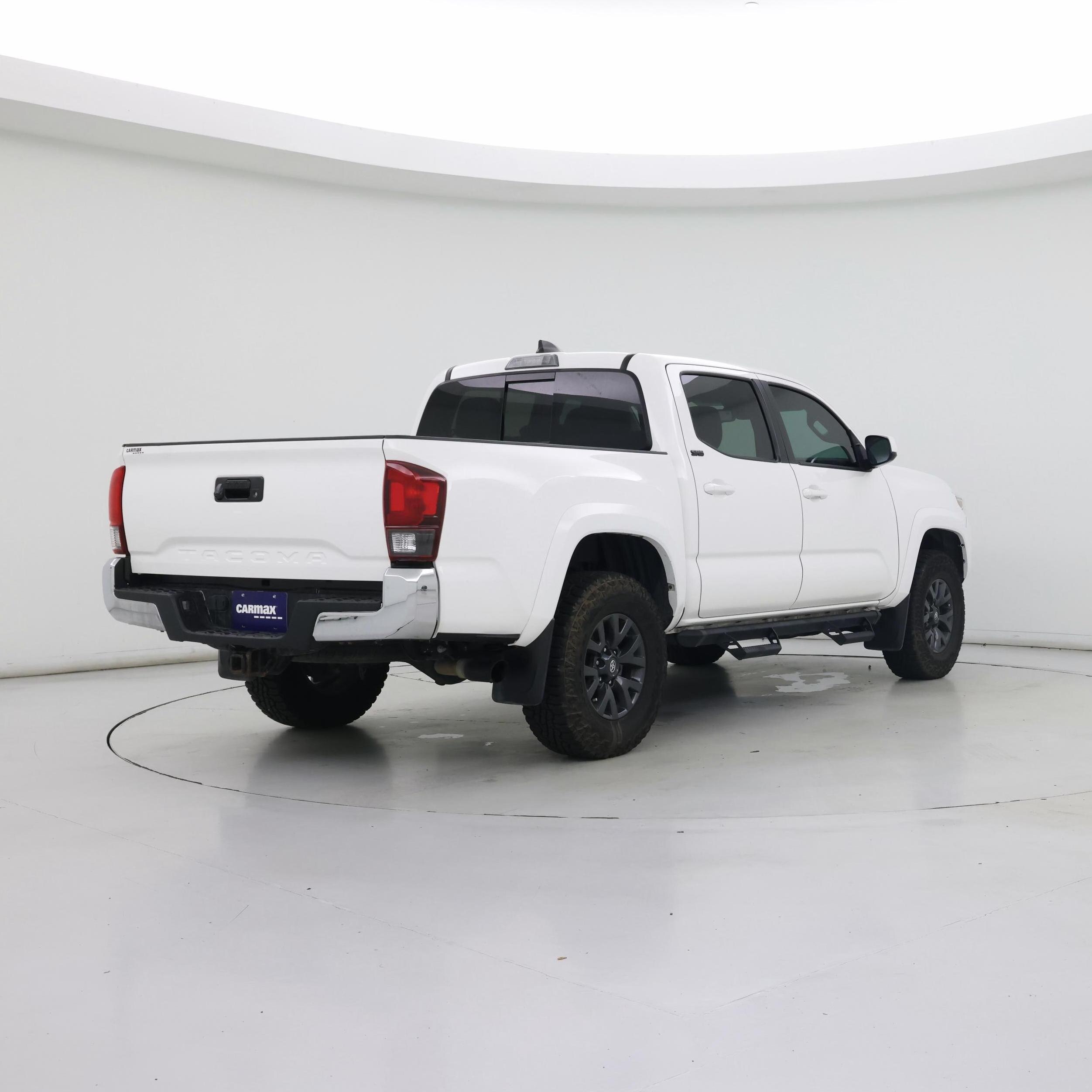 Thumbnail: 2023 Toyota Tacoma - 8