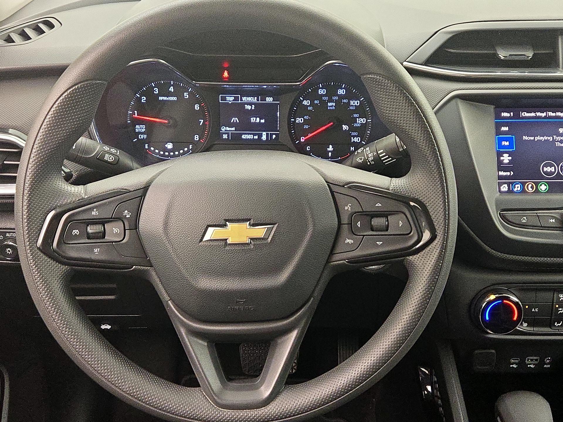 Thumbnail: 2023 Chevrolet TrailBlazer - 10