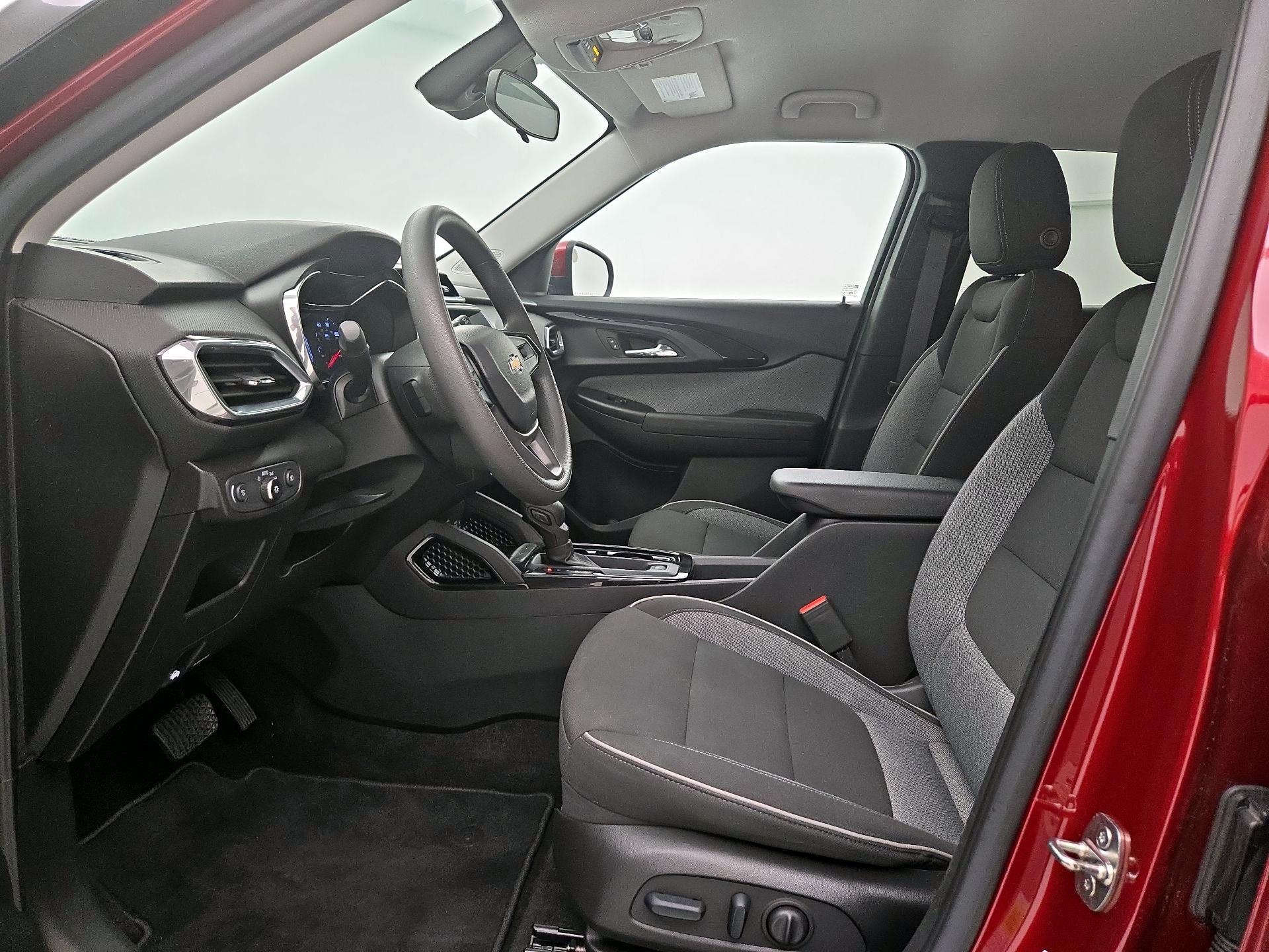 Thumbnail: 2023 Chevrolet TrailBlazer - 11