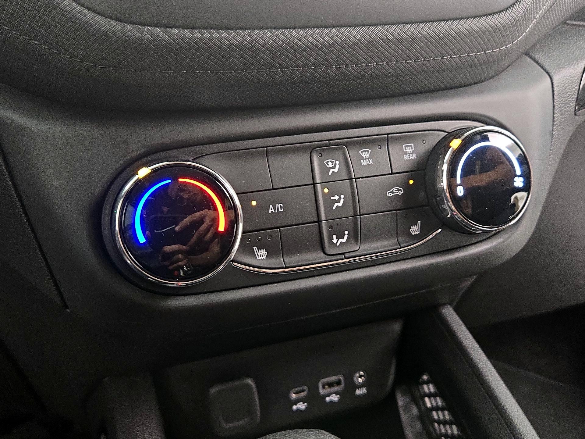 Thumbnail: 2023 Chevrolet TrailBlazer - 16