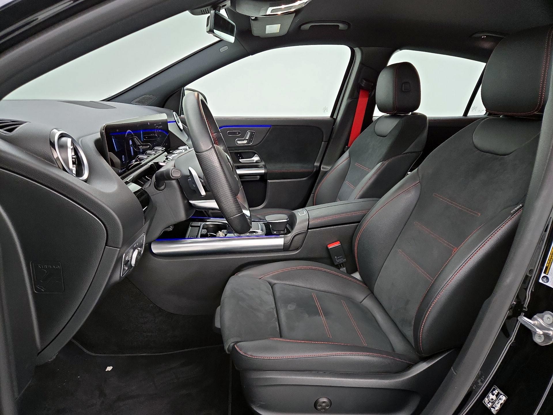 Thumbnail: 2022 Mercedes-Benz GLA - 11