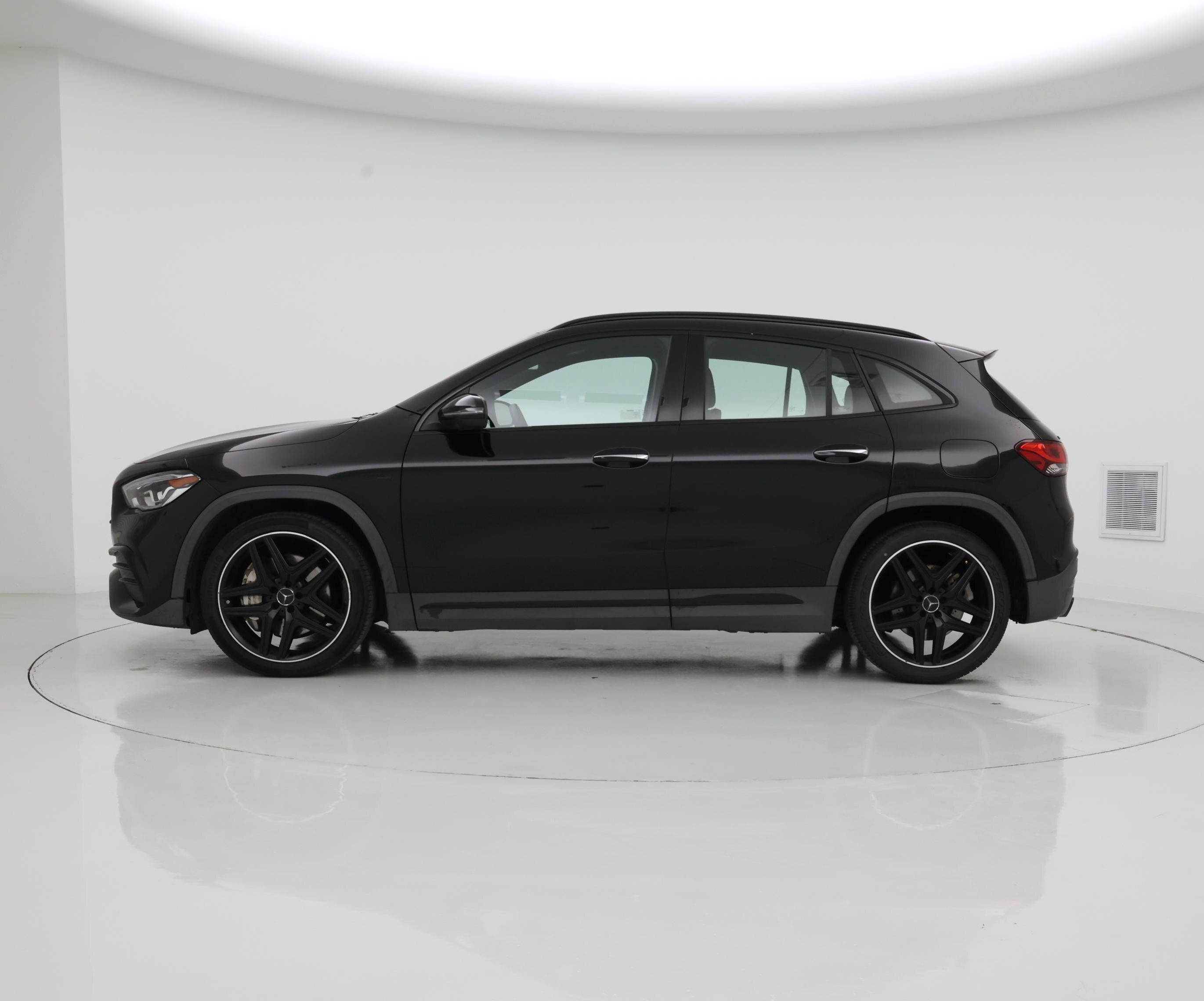 Thumbnail: 2022 Mercedes-Benz GLA - 3