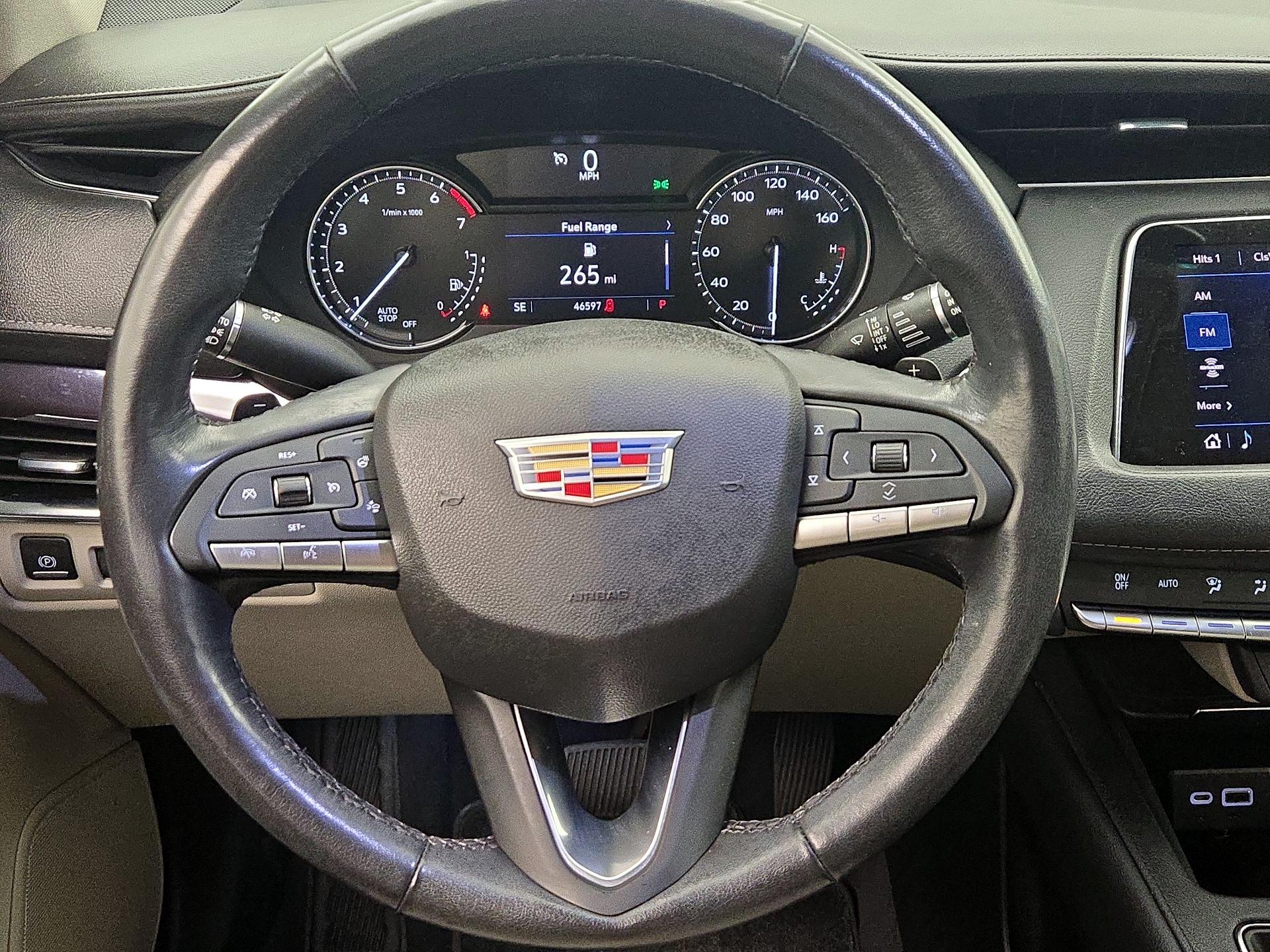 Thumbnail: 2021 Cadillac XT4 - 10