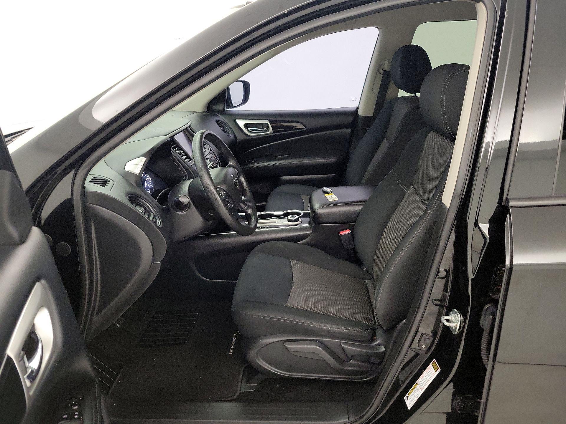 Thumbnail: 2018 Nissan Pathfinder - 11