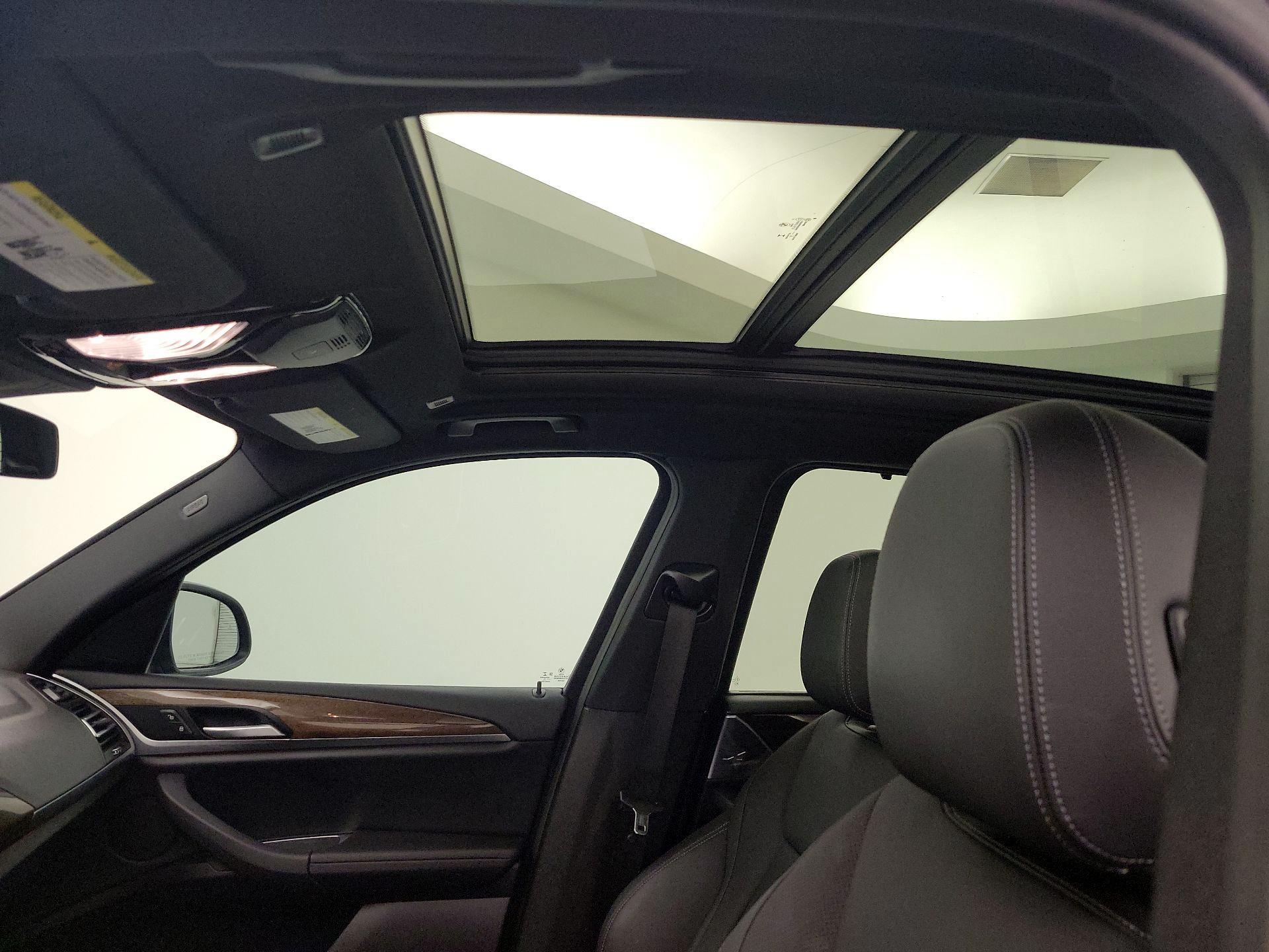 Thumbnail: 2022 BMW X3 - 18