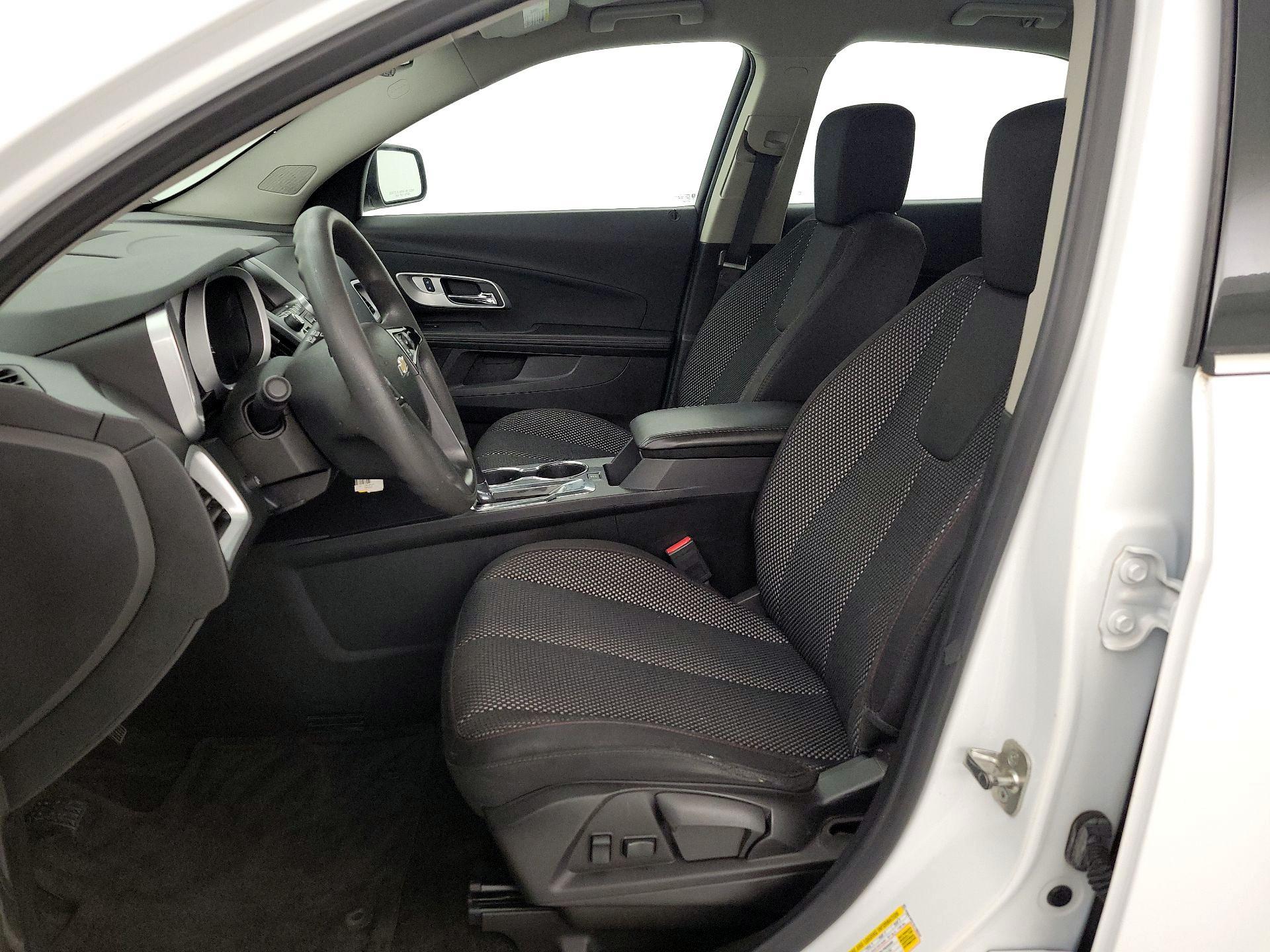Thumbnail: 2016 Chevrolet Equinox - 11