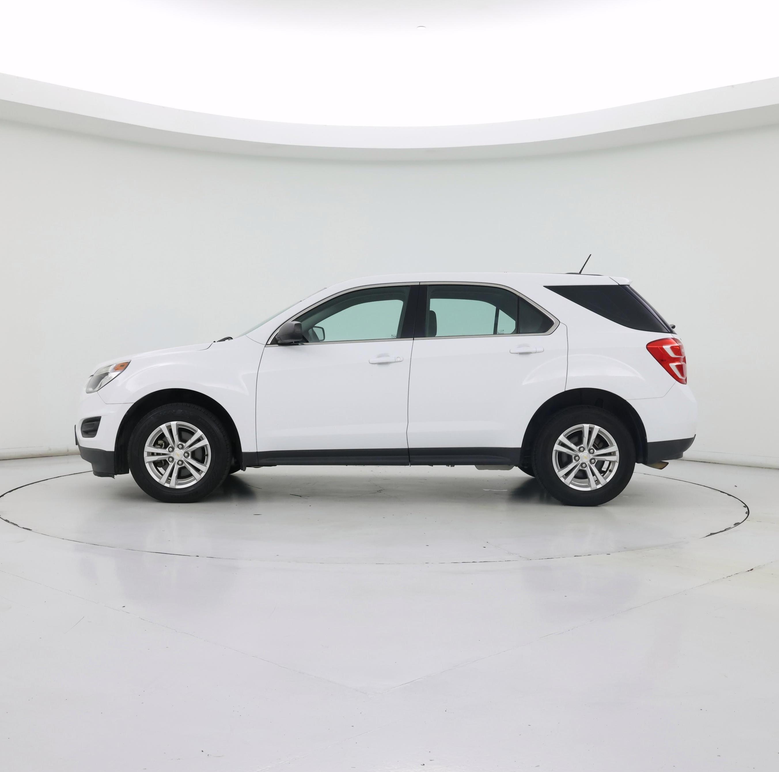 Thumbnail: 2016 Chevrolet Equinox - 3
