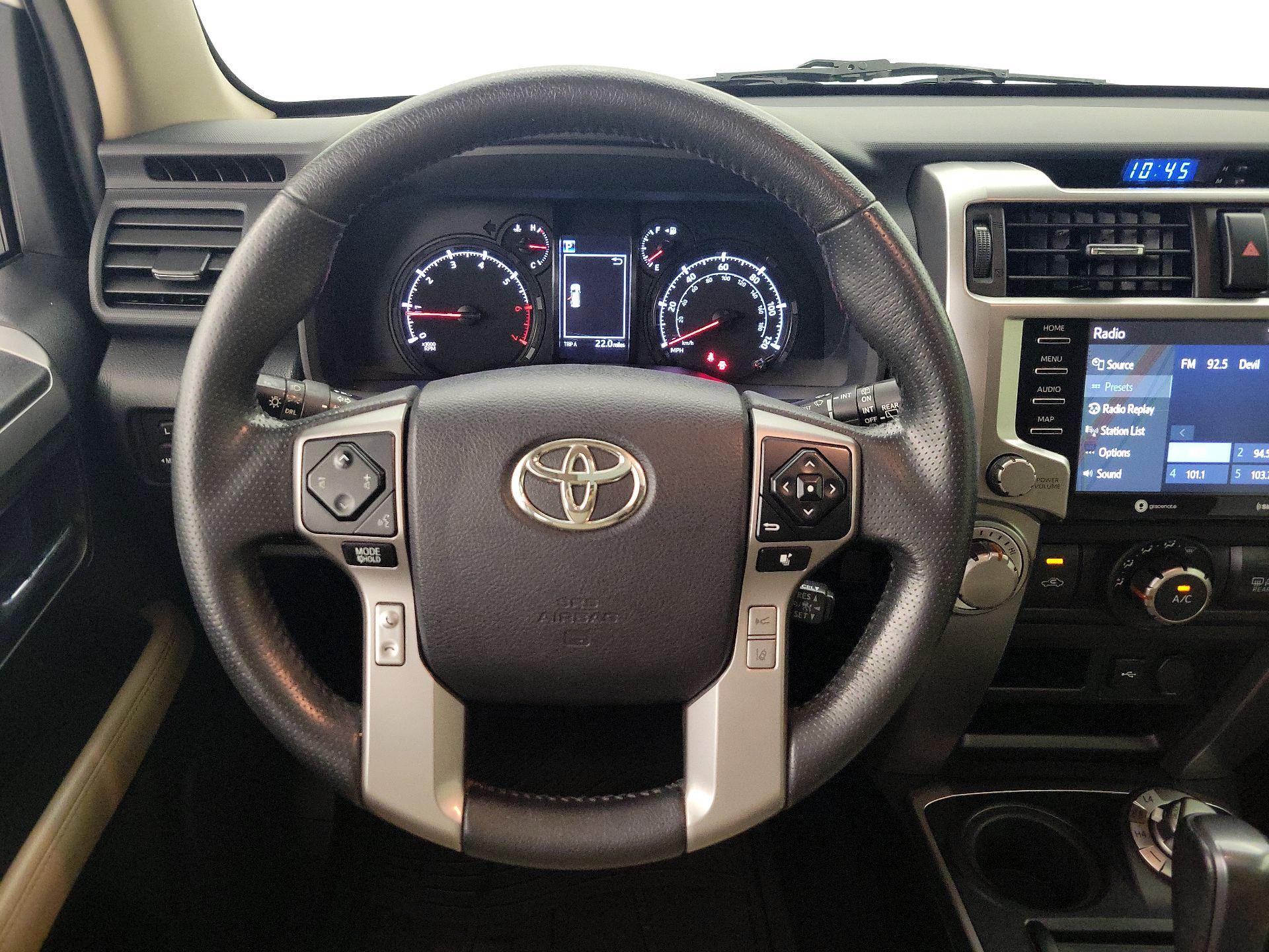 Thumbnail: 2020 Toyota 4Runner - 10