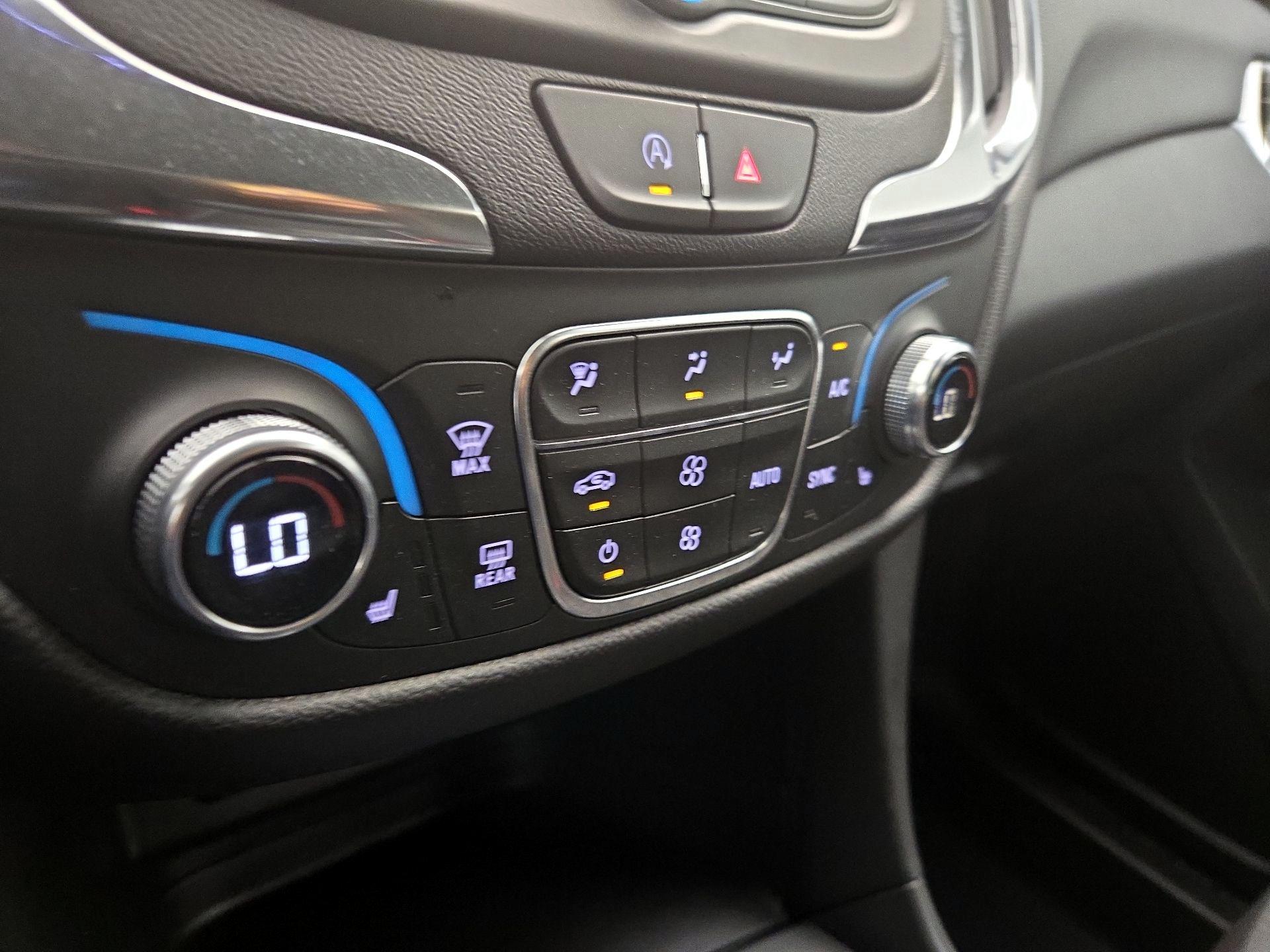 Thumbnail: 2024 Chevrolet Equinox - 16