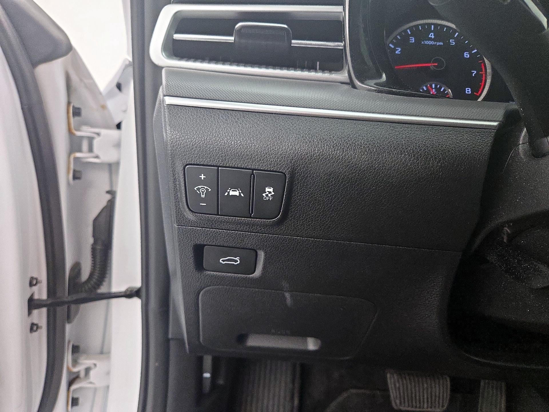 Thumbnail: 2024 Kia K5 - 13