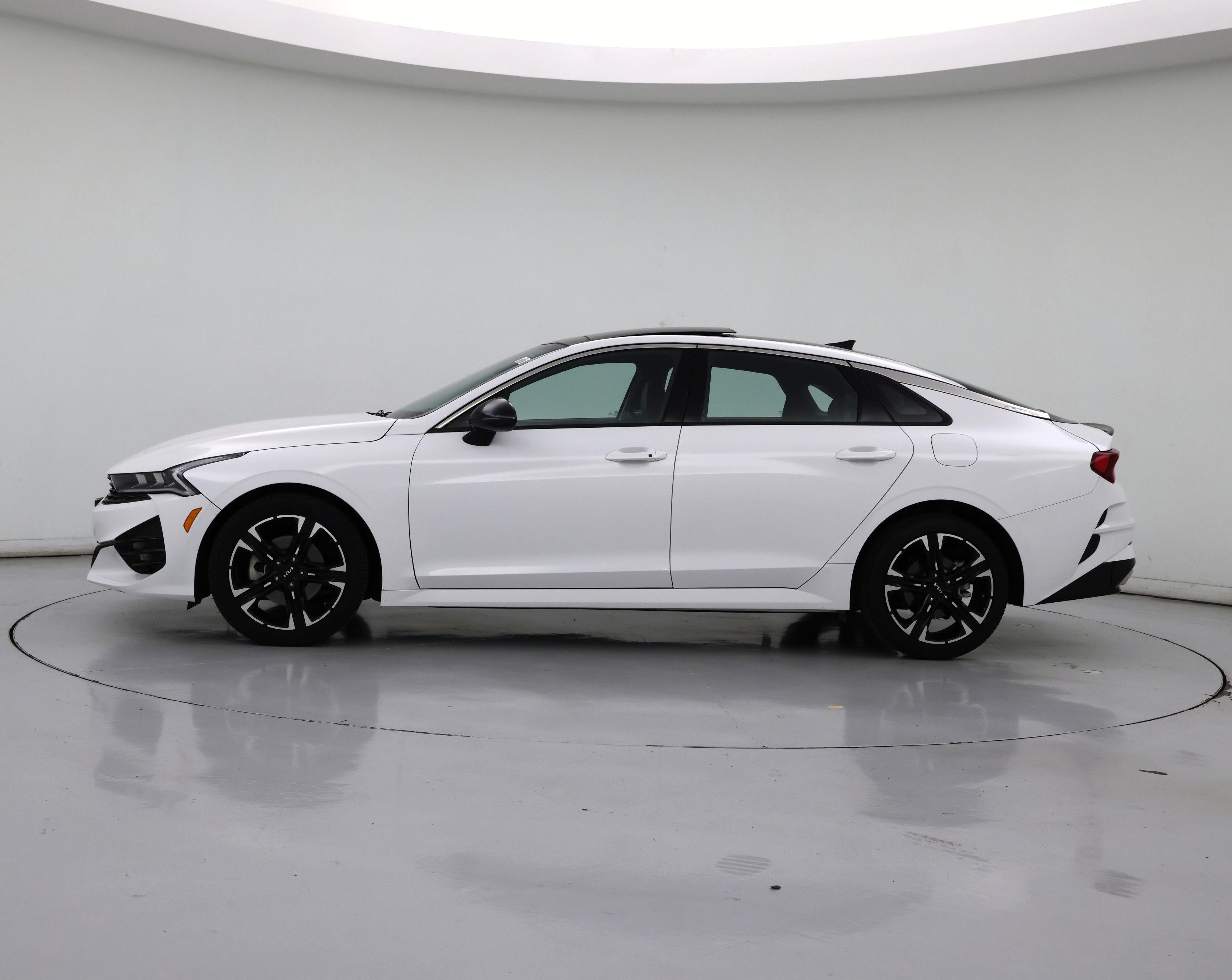 Thumbnail: 2024 Kia K5 - 3