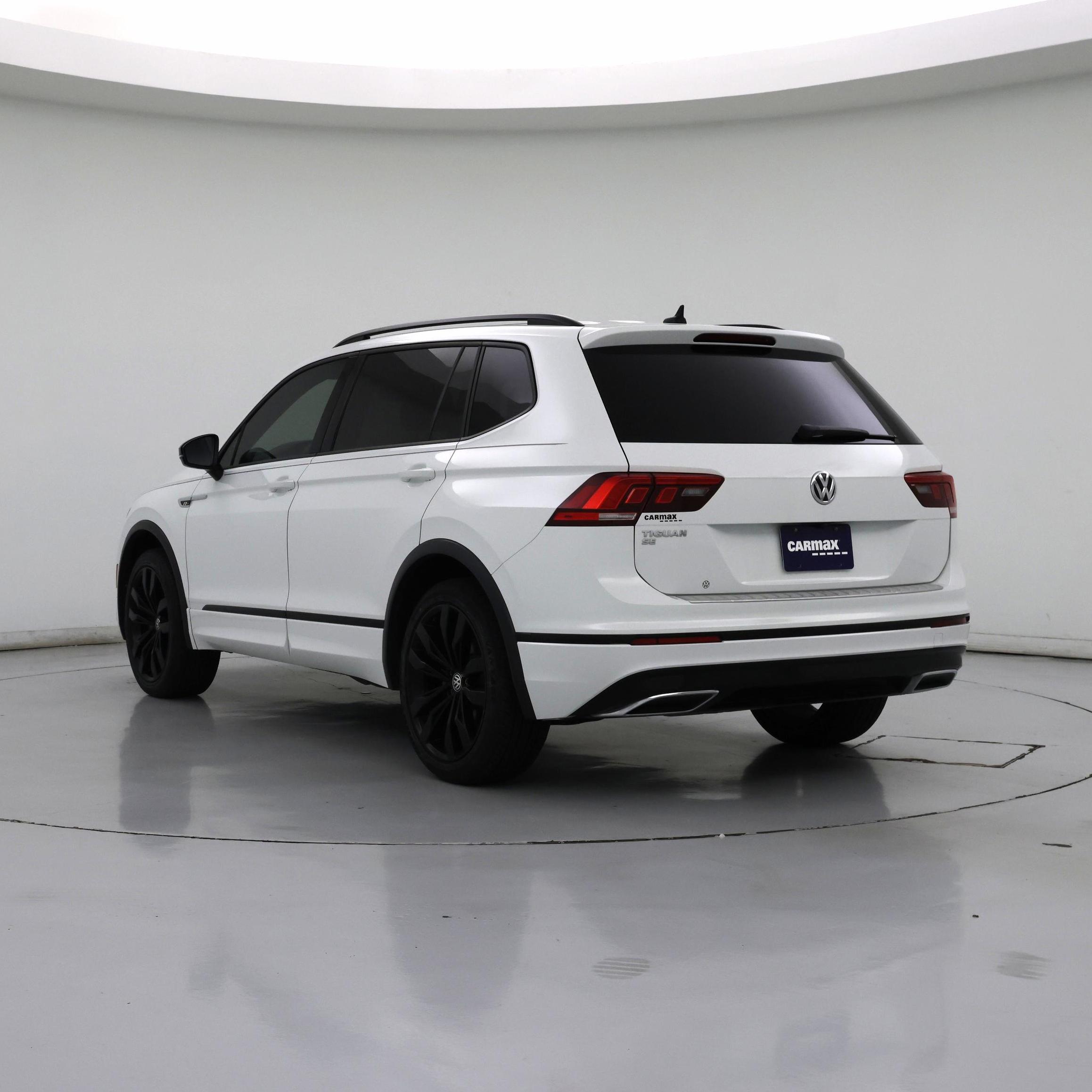 Thumbnail: 2021 Volkswagen Tiguan - 2
