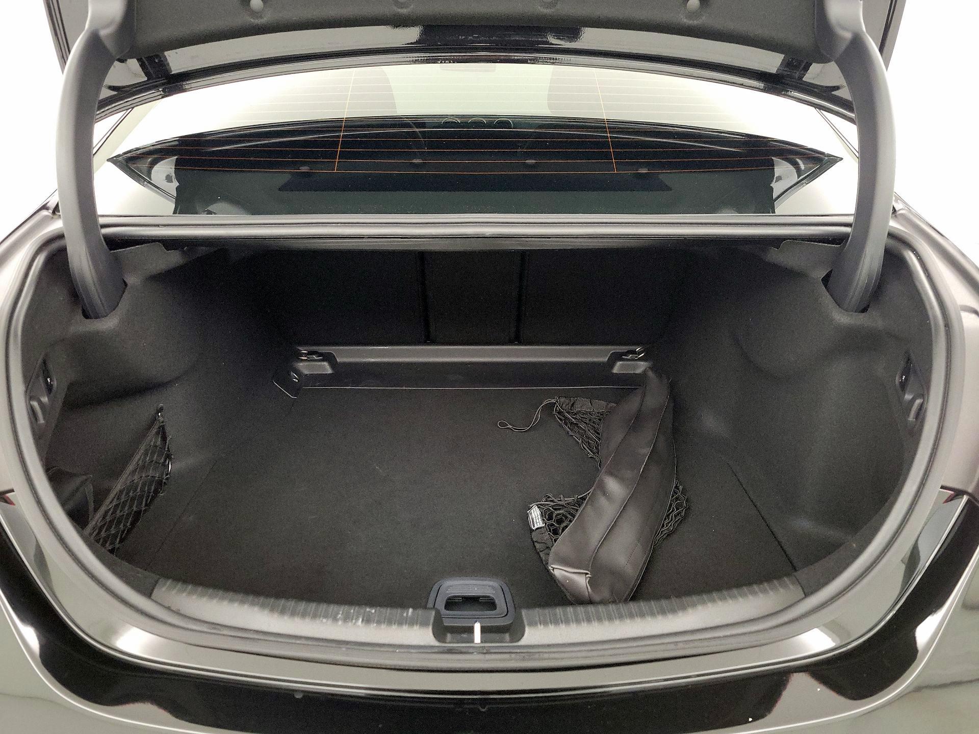 Thumbnail: 2023 Mercedes-Benz C-Class - 20