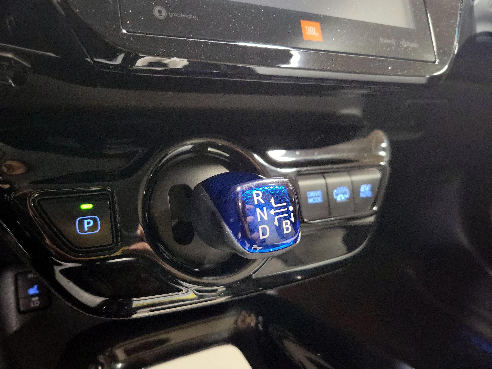 Thumbnail: 2017 Toyota Prius Prime - 17