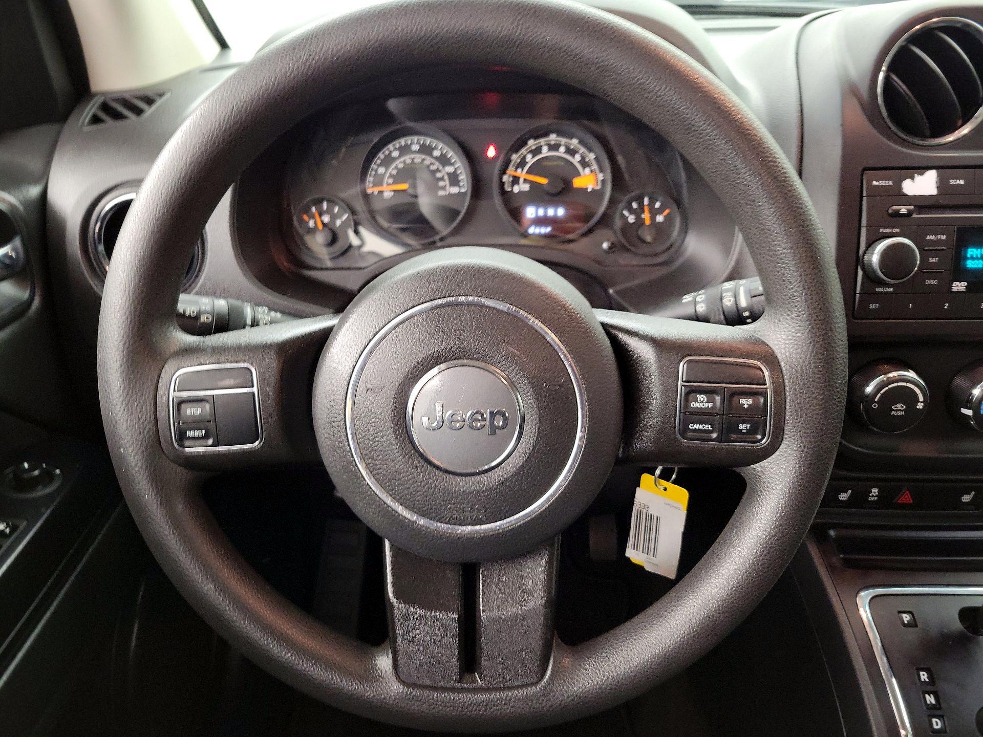 Thumbnail: 2015 Jeep Compass - 10
