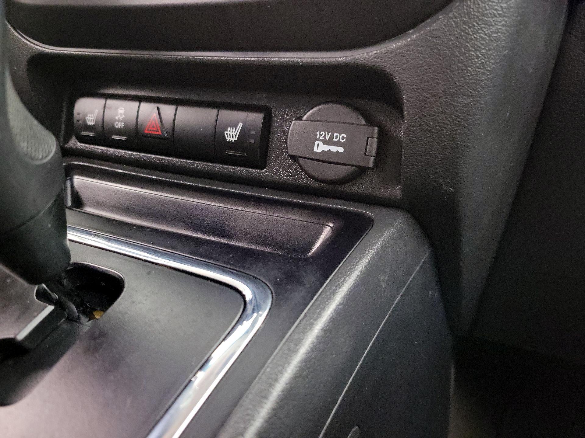 Thumbnail: 2015 Jeep Compass - 16