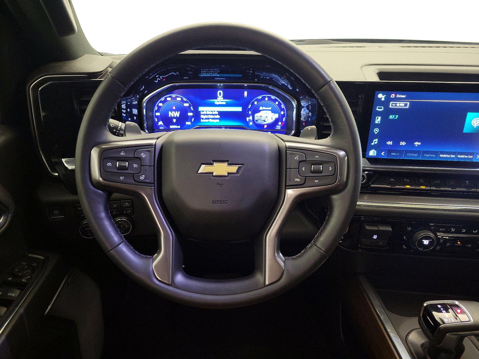 Thumbnail: 2023 Chevrolet Silverado 1500 - 10