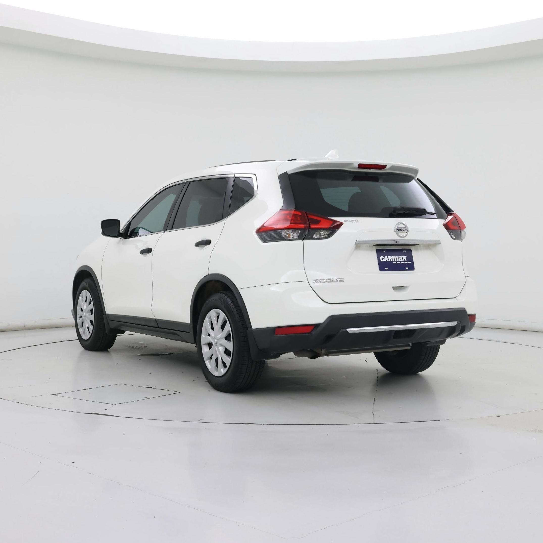 Thumbnail: 2017 Nissan Rogue - 2