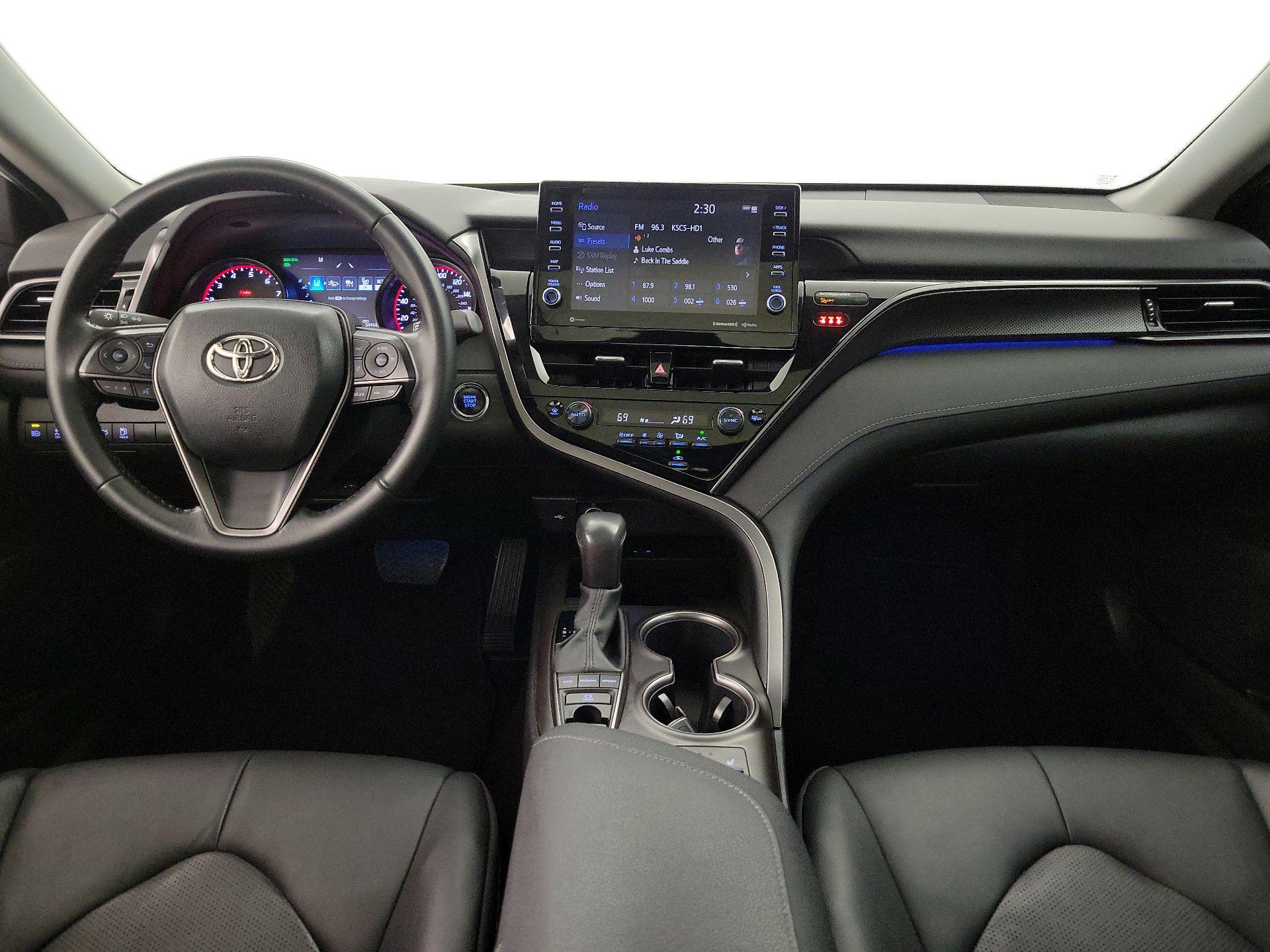 Thumbnail: 2022 Toyota Camry - 9
