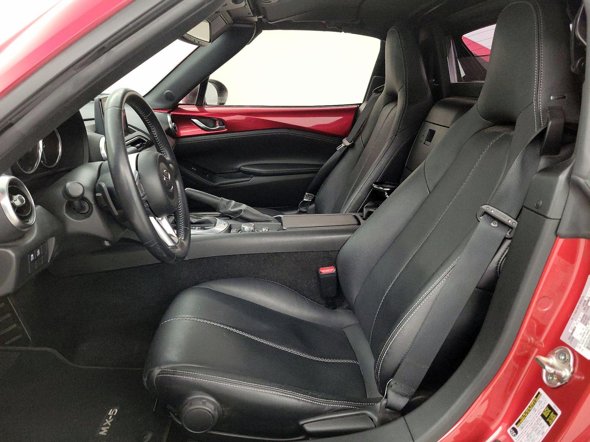 Thumbnail: 2022 Mazda MX-5 Miata - 11
