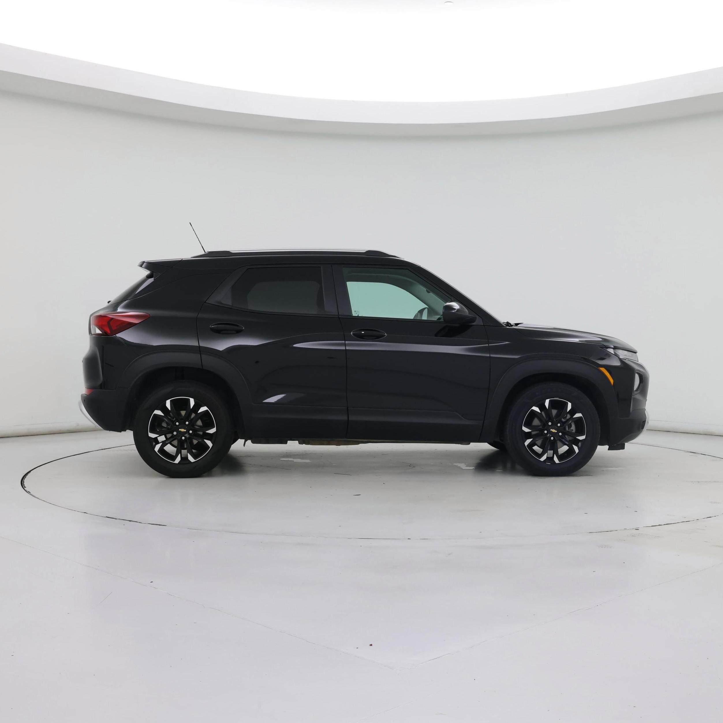 Thumbnail: 2023 Chevrolet TrailBlazer - 7