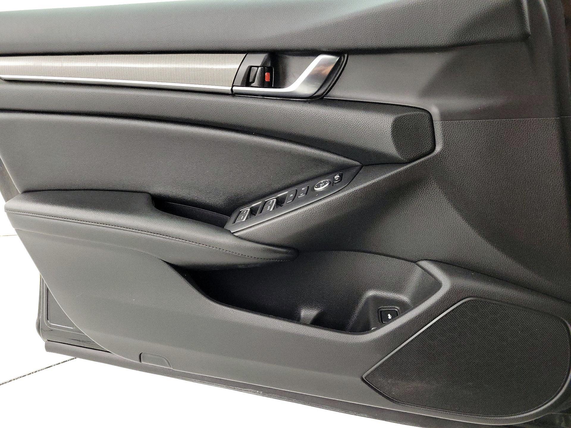 Thumbnail: 2021 Honda Accord - 12