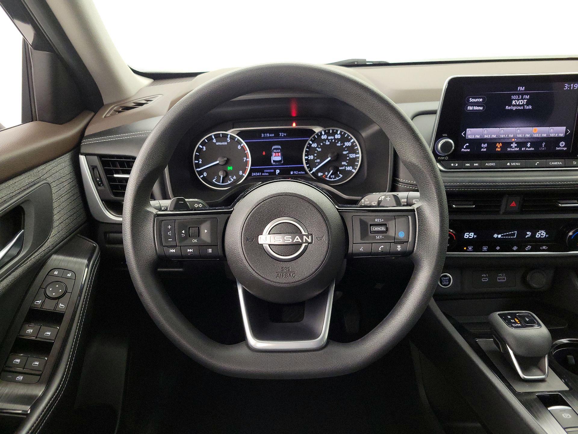 Thumbnail: 2023 Nissan Rogue - 10