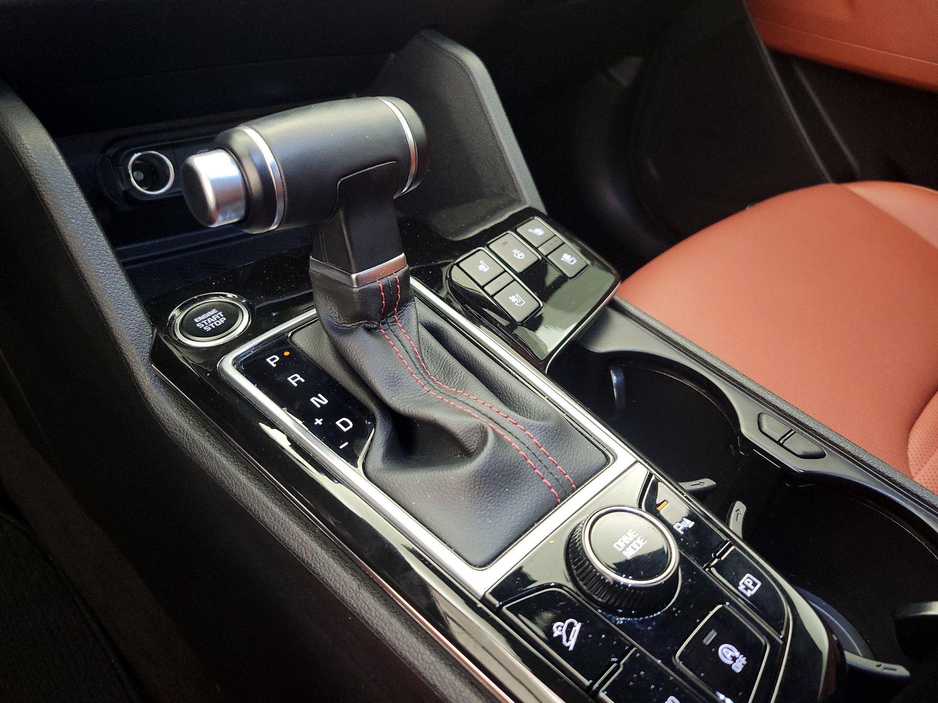 Thumbnail: 2023 Kia Sportage - 17