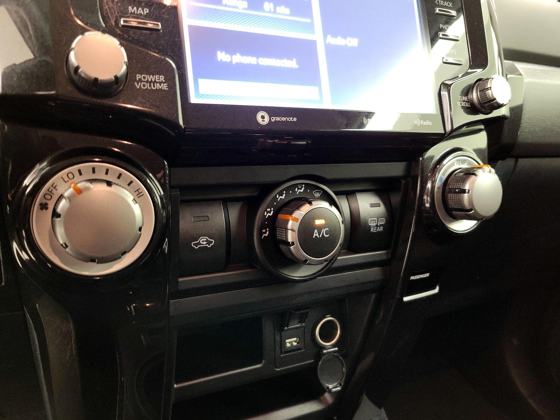 Thumbnail: 2024 Toyota 4Runner - 16