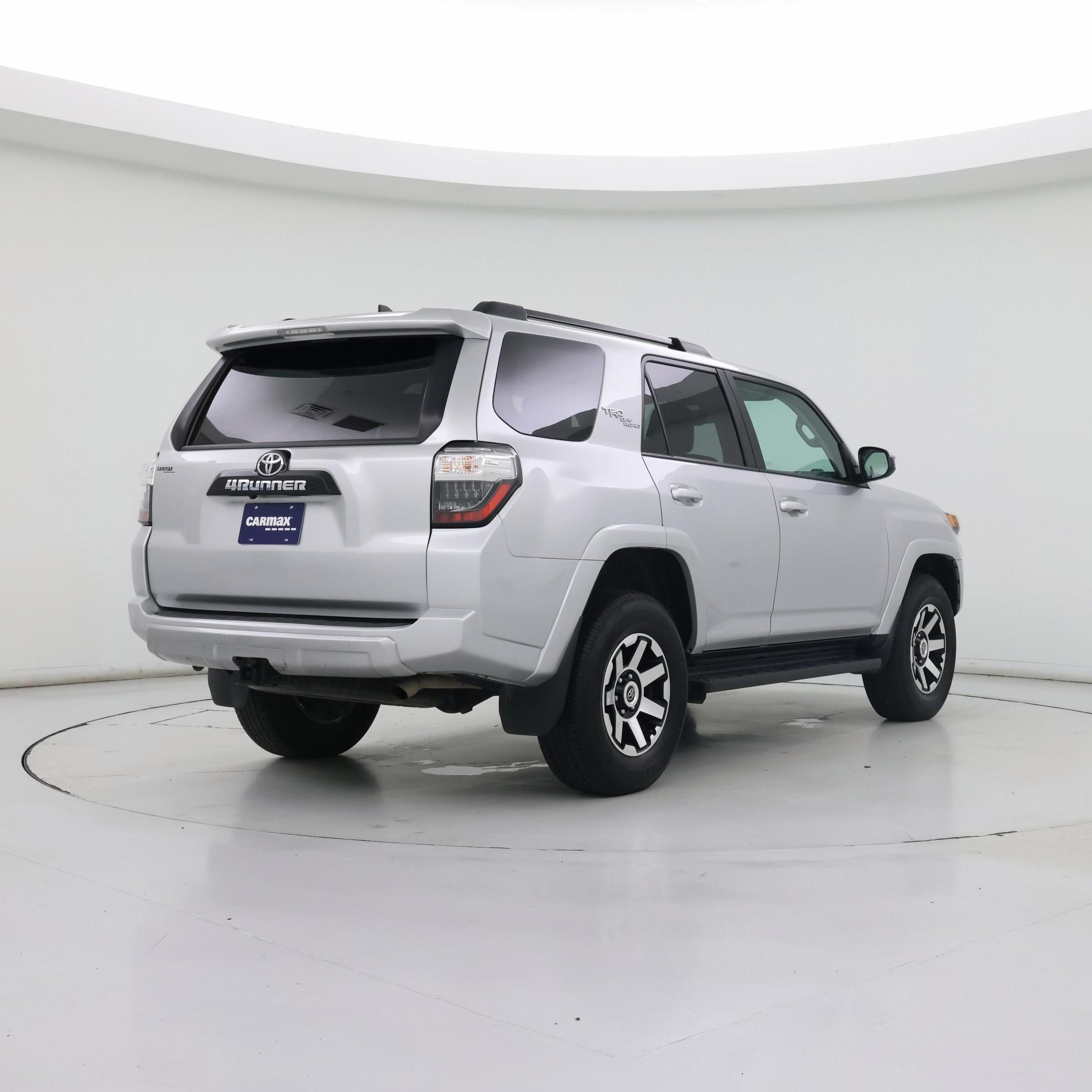 Thumbnail: 2024 Toyota 4Runner - 8